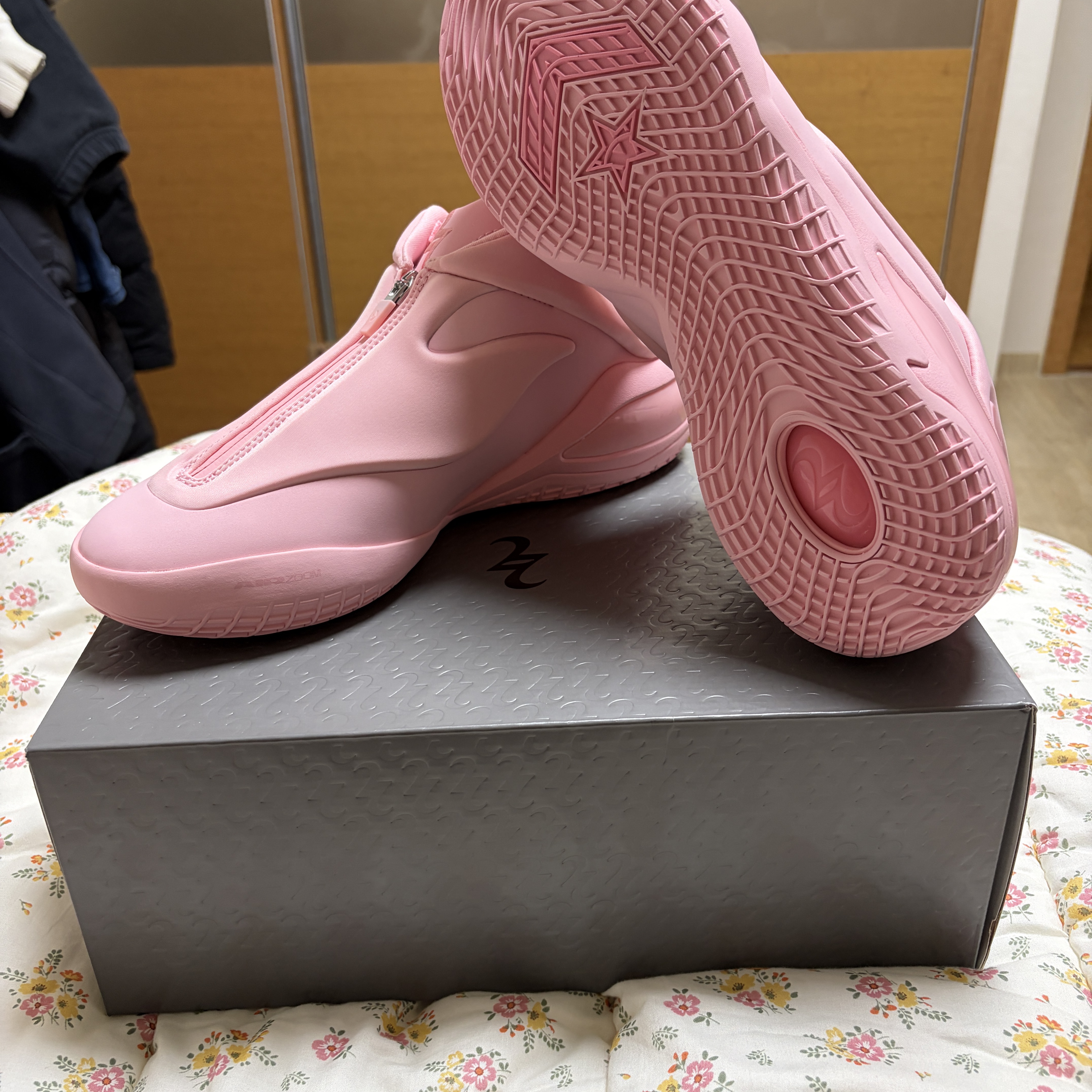 Converse x Shai 001 Blush 착용 스타일 - 3