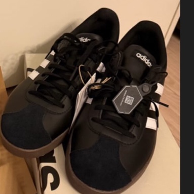 Adidas VL Court Base Core Black Cloud White 착용 스타일