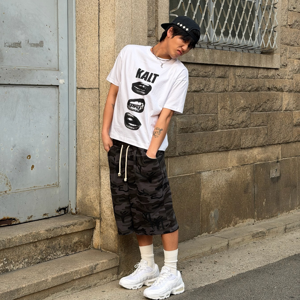 아모우 칼트 립스 하프 티셔츠 화이트(AMOU Kalt Lips Half T-Shirts White) - 4