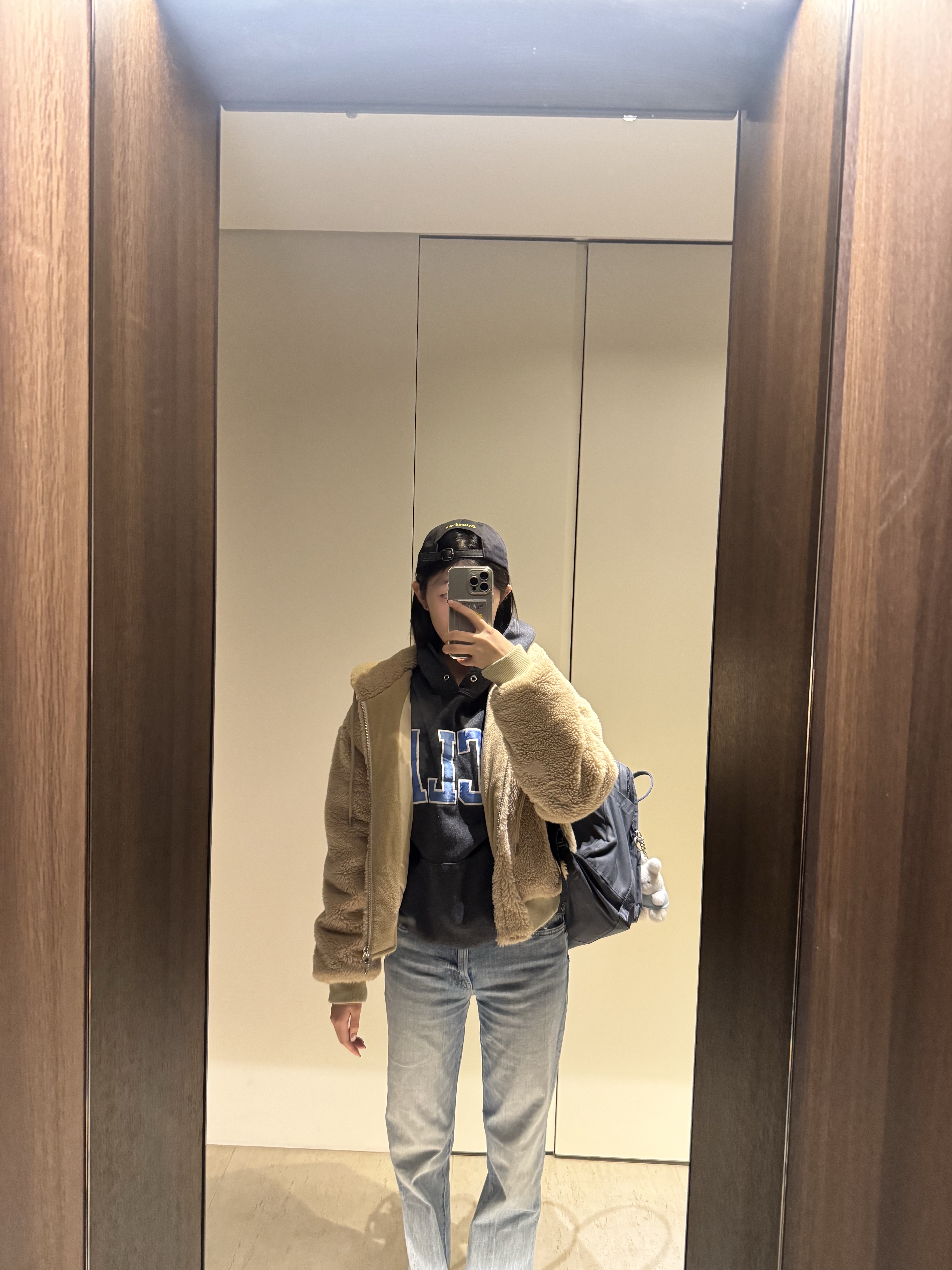 Casetify x Matin Kim iPhone Signature Magsafe Mirror Case Silver, Lululemon Fast and Free Cold Weather Tight 28 Inch Black 착용 스타일 - 9