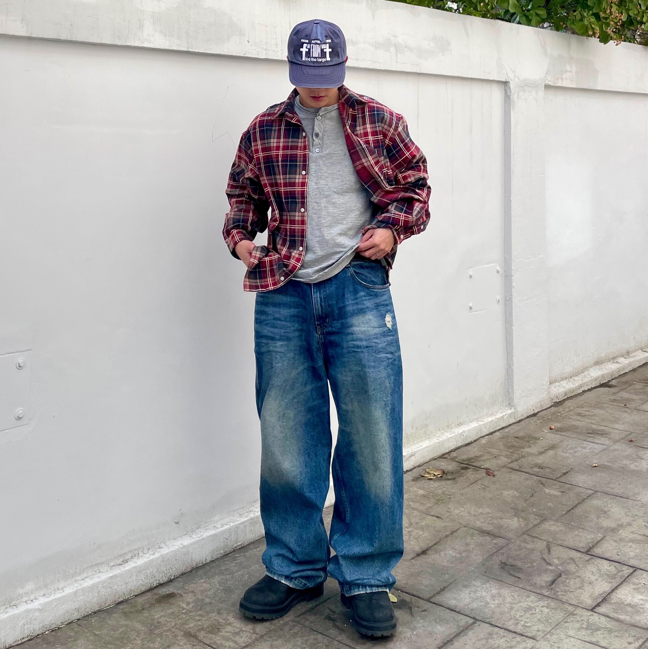 QT8 GARMENTS Rustic Core Flannel Check Shirt Red 착용 스타일 - 1