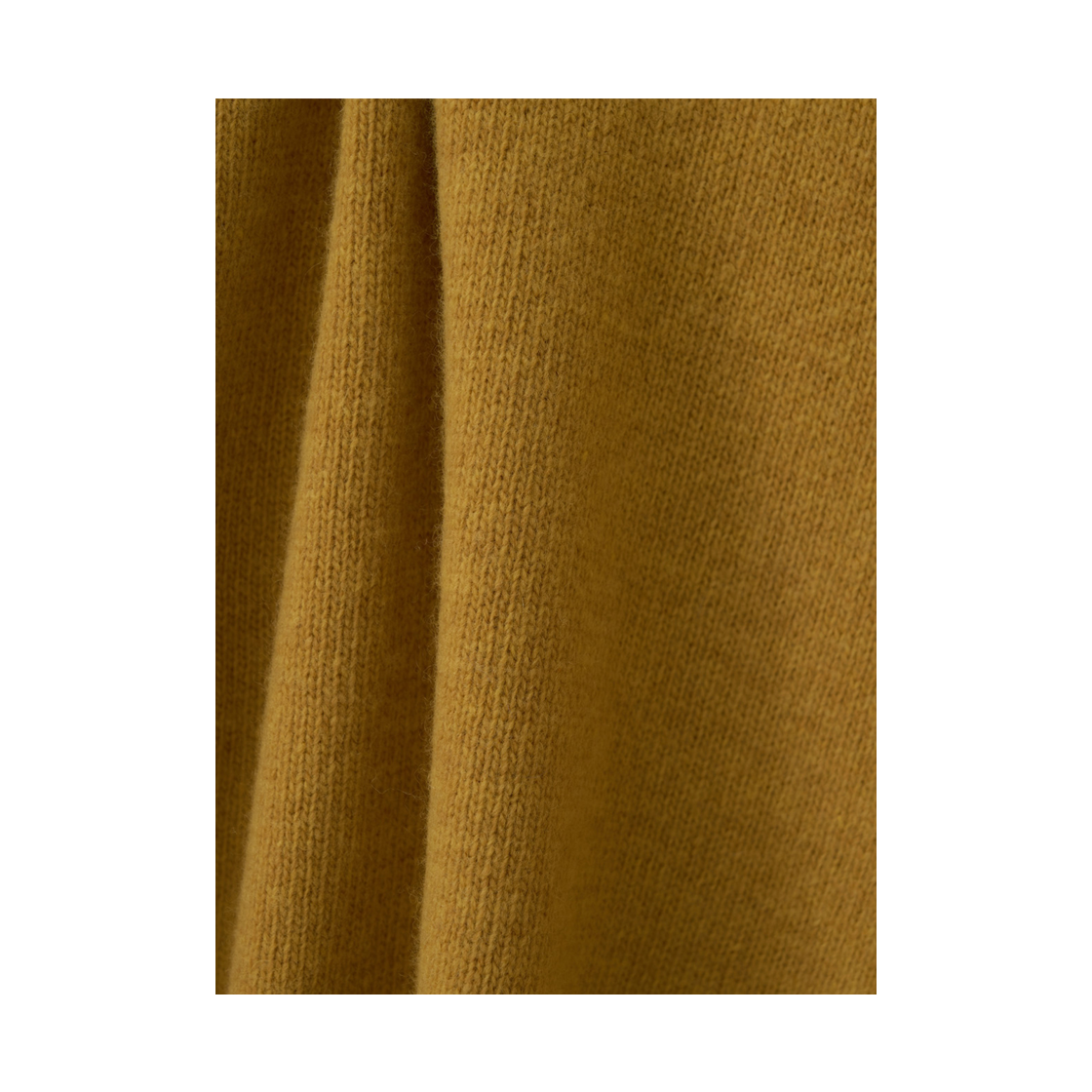 뮈르뮈르 네리 파인울 숄더 라이닝 라운드 니트 머스타드(Murmure Neri Fine Wool Shoulder-Lined Round Knit Mustard) - 3