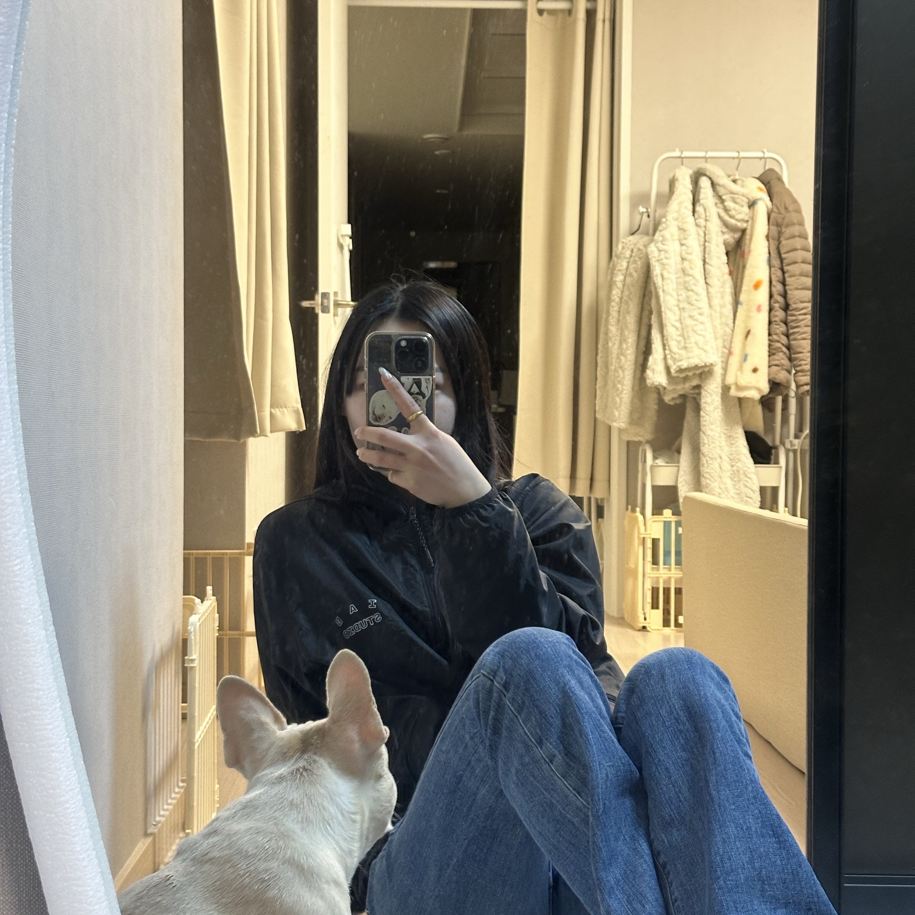 IAB Studio Ripstop Wind Jacket Black 착용 스타일 - 1