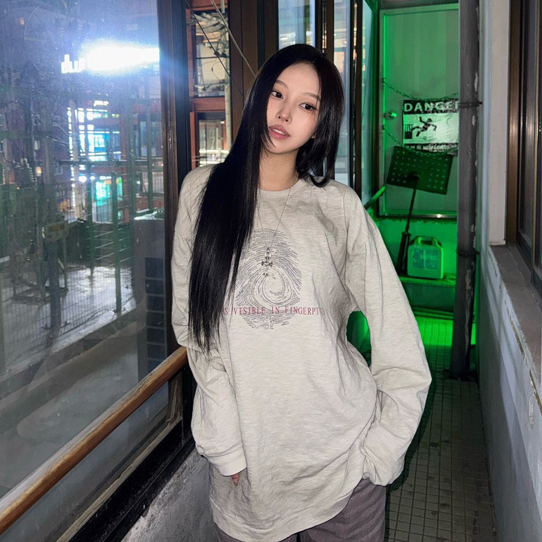 Thevinylhouse Fingerprint Slub Ls Tee Beige 착용 스타일