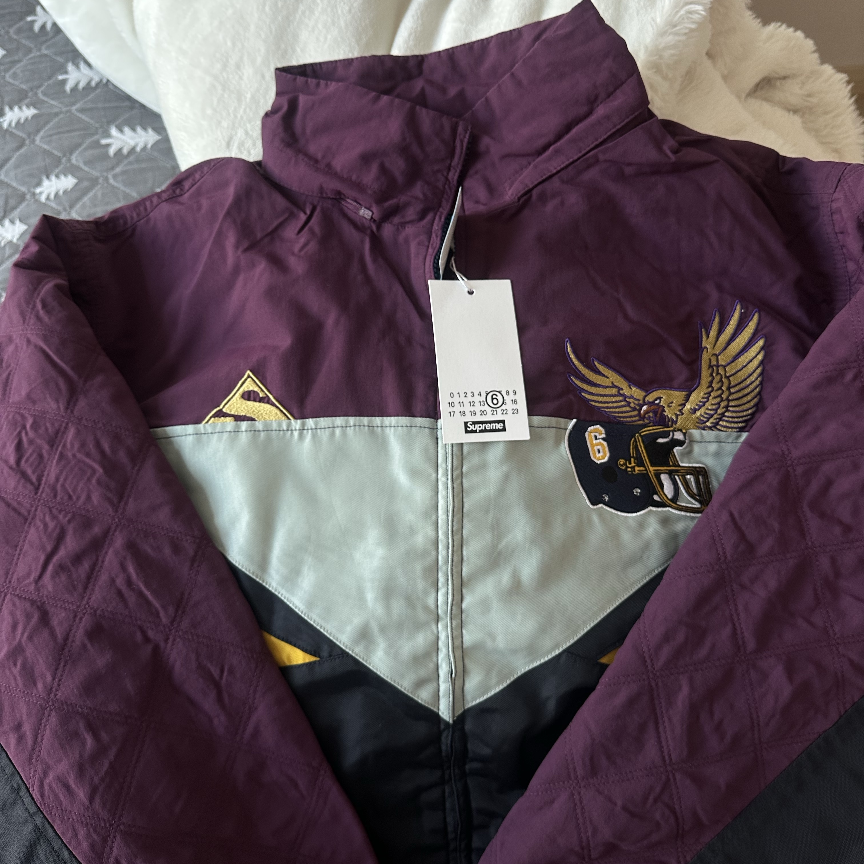 Supreme x MM6 Maison Margiela Split Stadium Jacket Navy - 26SS 착용 스타일