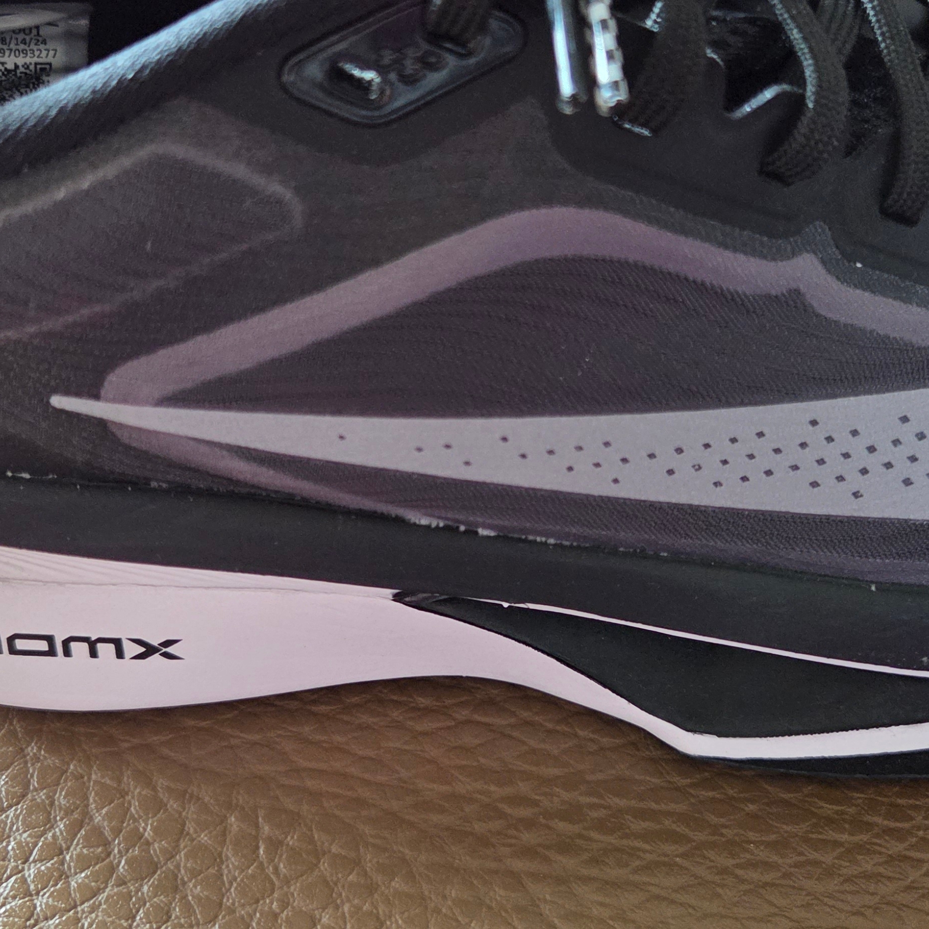 Nike Zoom Fly 6 Black Light Smoke Grey 착용 스타일 - 1