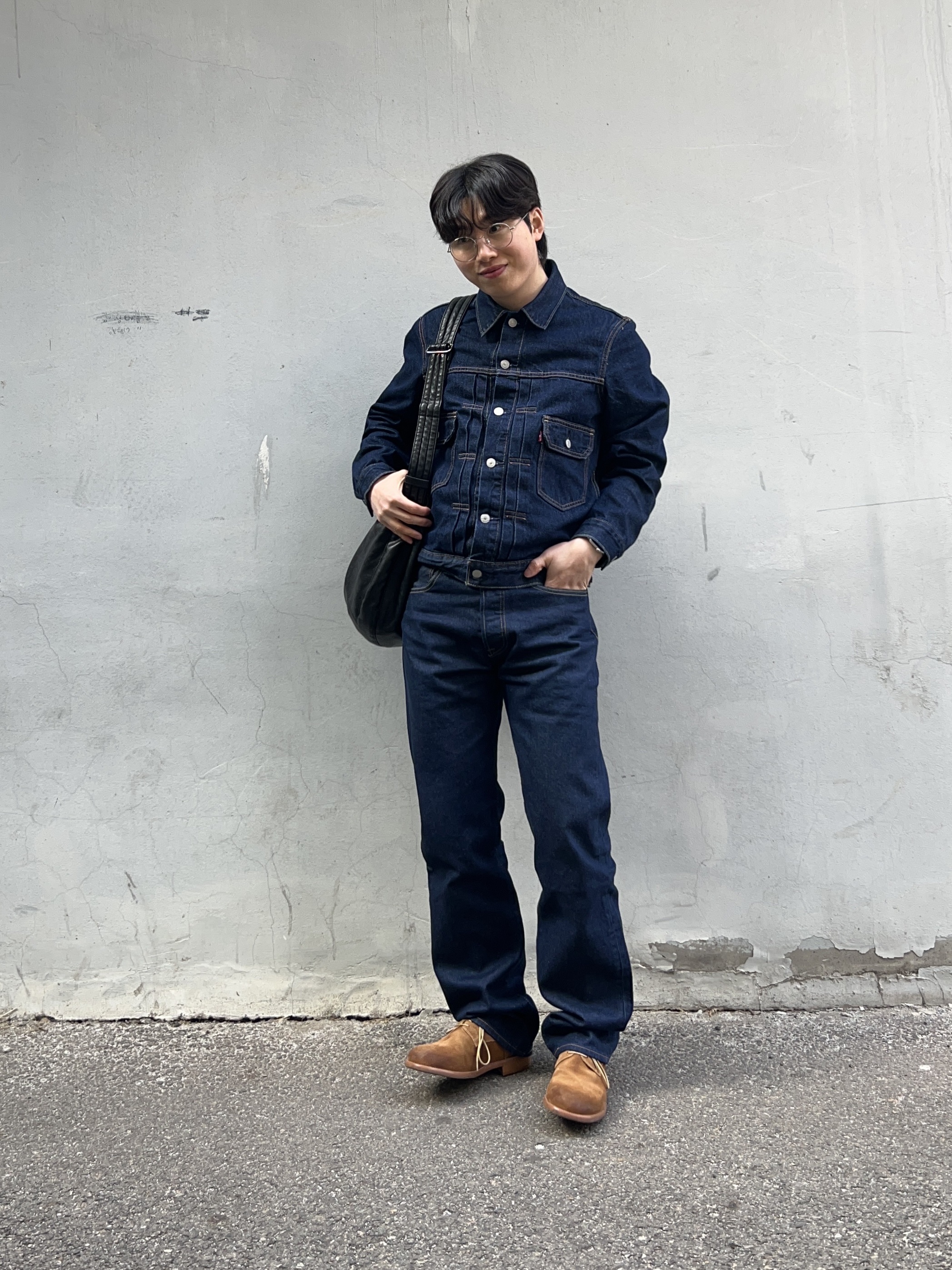 Levi's TYPE II Trucker Jacket Dark Indigo 착용 스타일 - 2