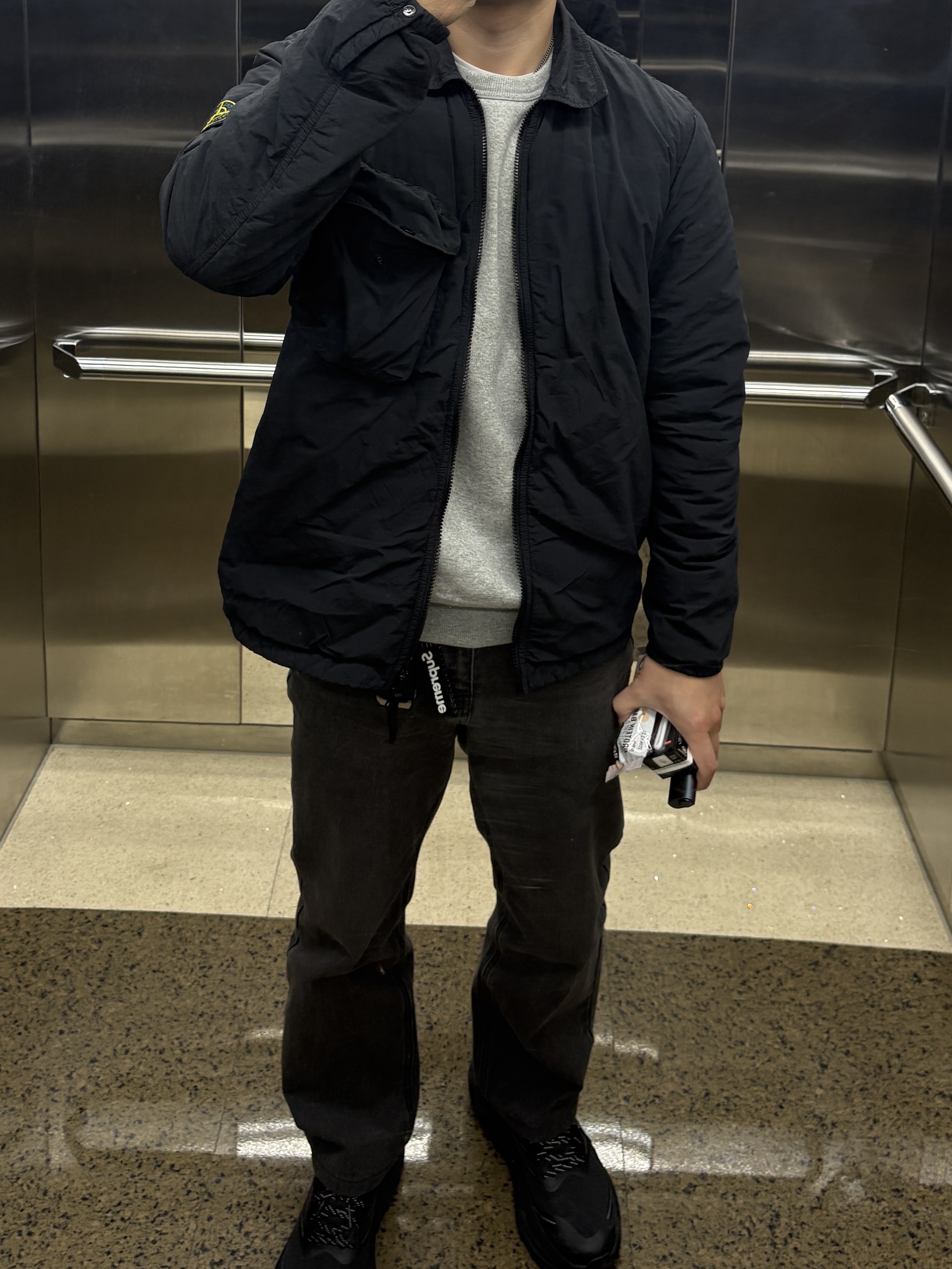 Stone Island 11803 Naslan Light Polartec Overshirt Black - 21FW, Hoka Bondi 8 TS Caged Black 착용 스타일