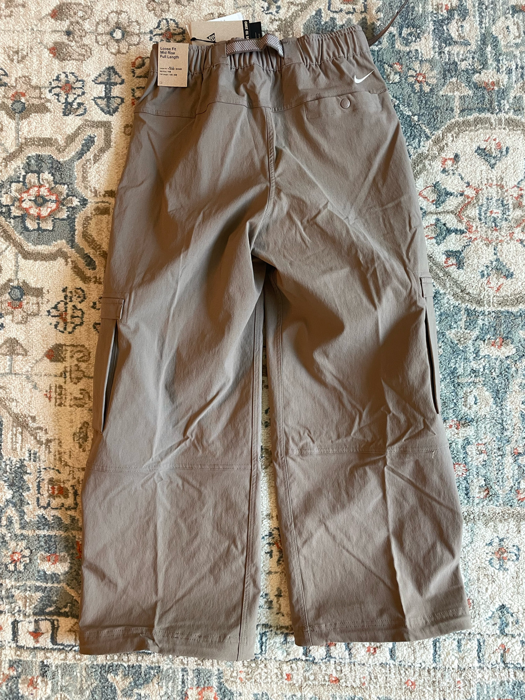 (W) Nike ACG Smith Summit Cargo Pants Mink Brown College Grey - Asia 착용 스타일 - 8