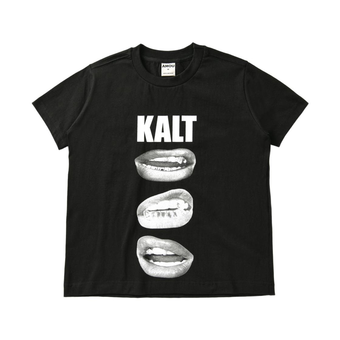 아모우 칼트 립스 하프 티셔츠 블랙(AMOU Kalt Lips Half T-Shirts Black)