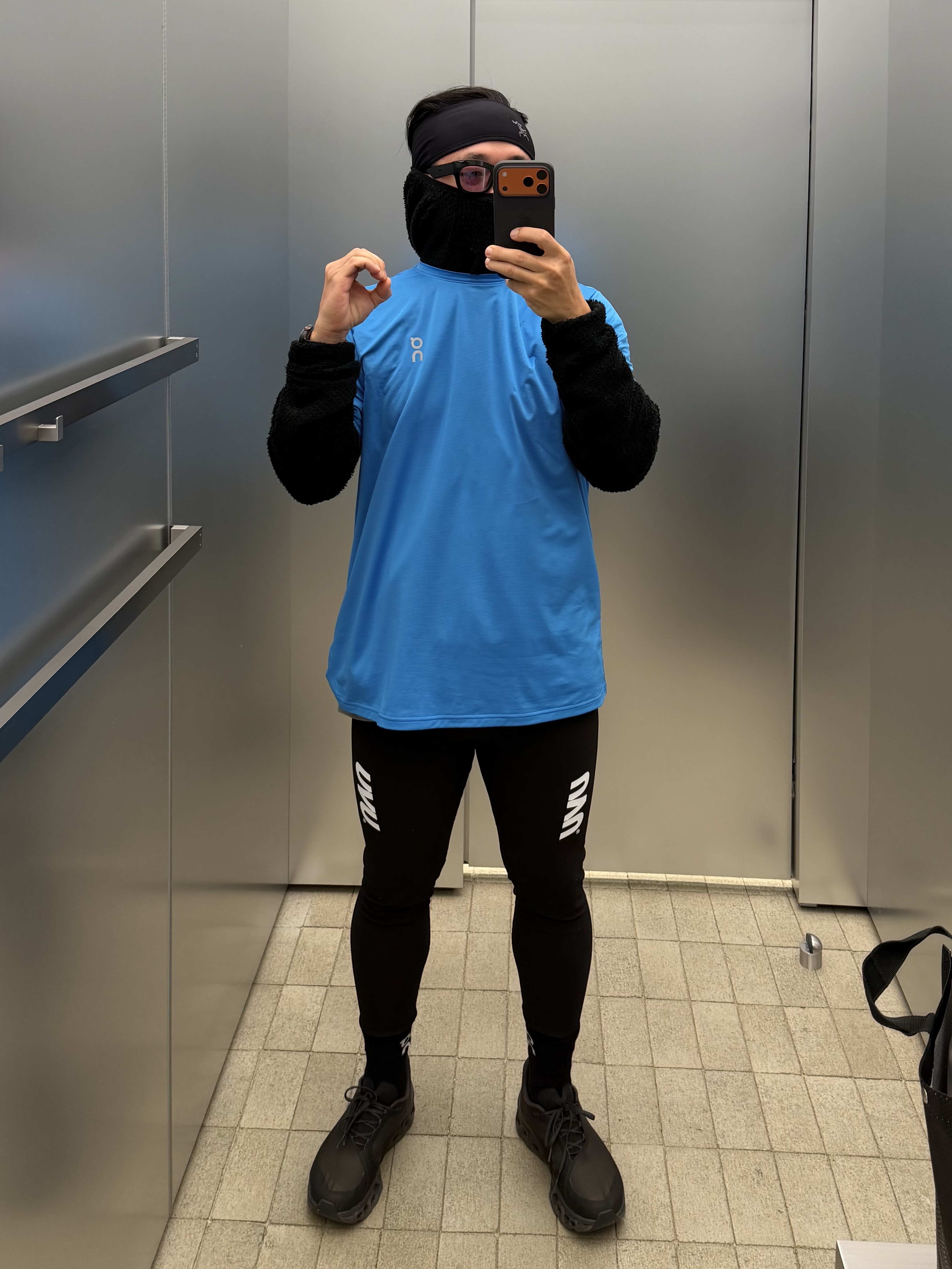 UVU Full Tight Black, On Running x Post Archive Faction (Paf) Cloudmonster 2 Thorn Brown 착용 스타일