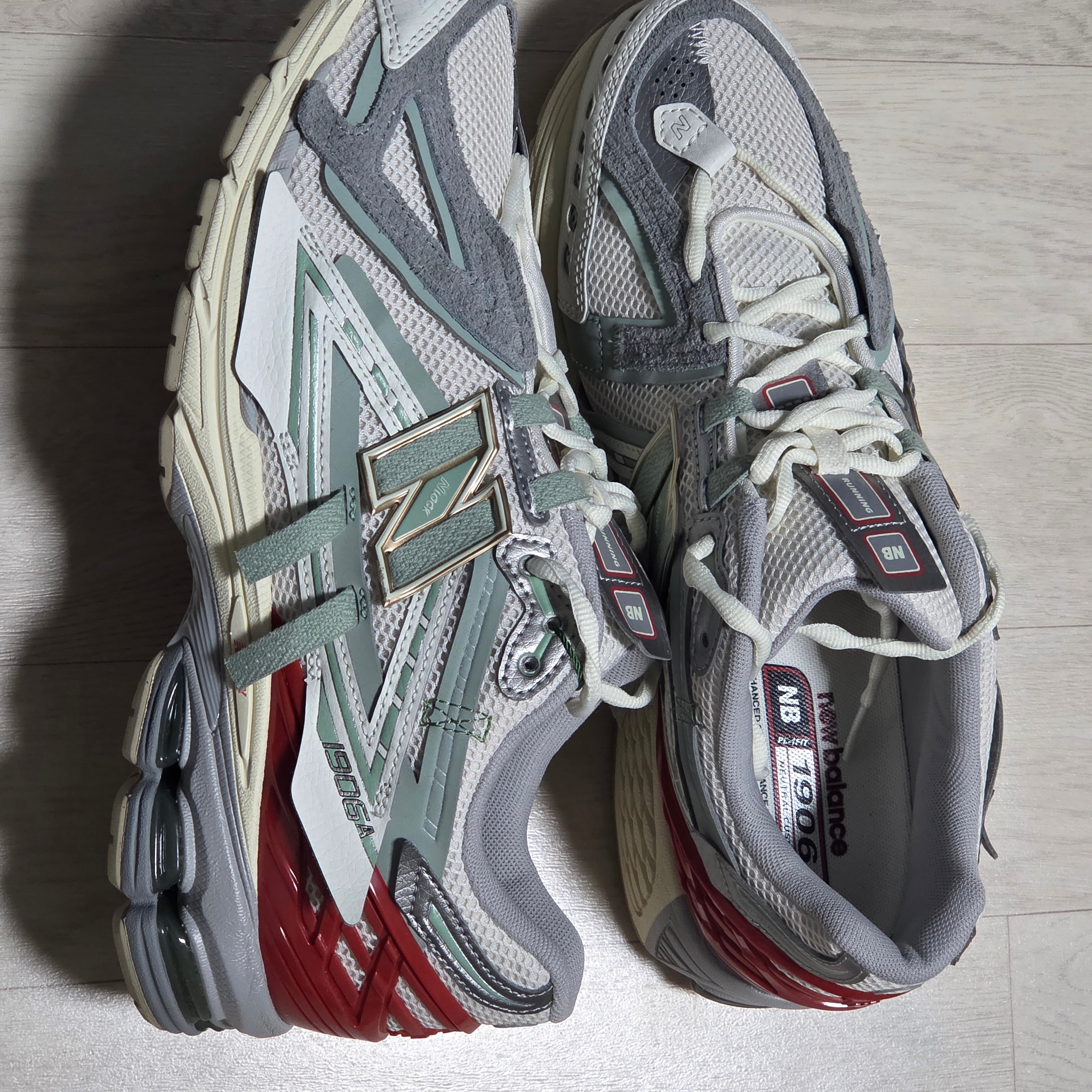 New Balance 1906A Sea Salt Lone Star Grey - D Standard 착용 스타일 - 1