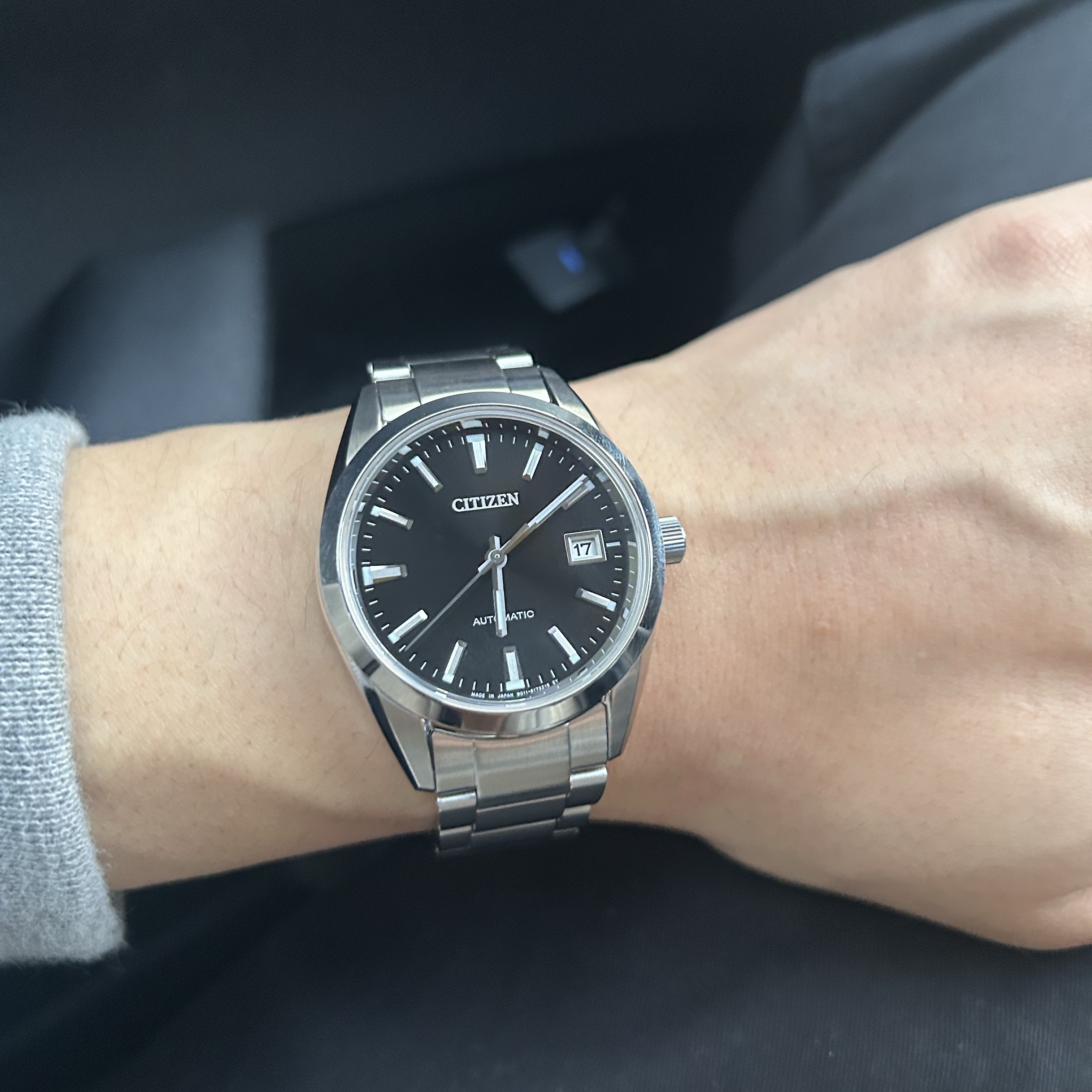 Citizen Automatic 38mm Stainless Steel Black Silver, Seiko SBTH011 Black 착용 스타일 - 3