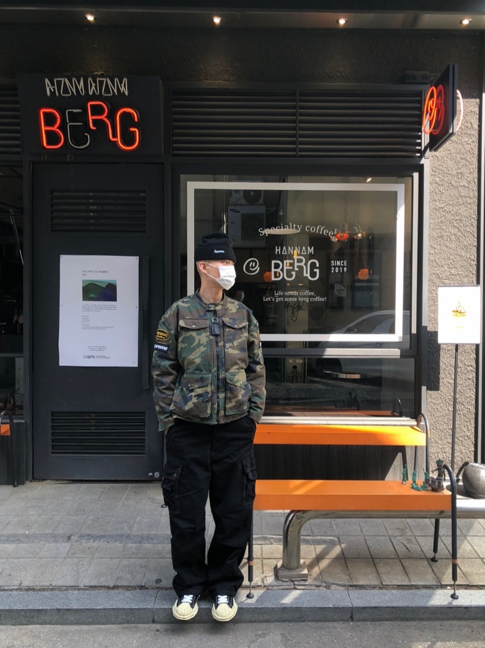 Supreme x Vanson Leathers Cordura Jacket Woodland Camo - 26SS, Supreme Loose Gauge Beanie Black 착용 스타일 - 1