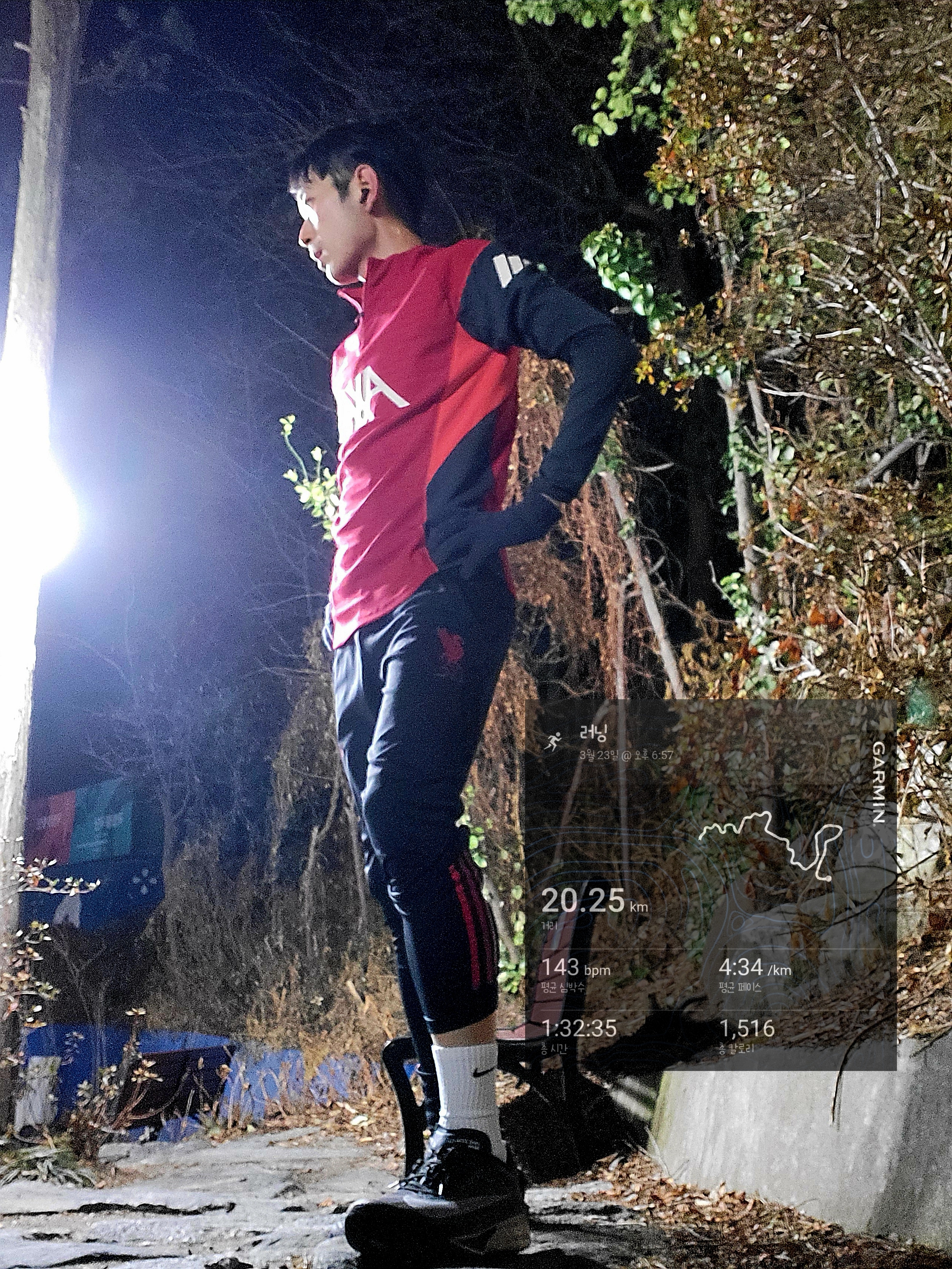 Nike Zoom Fly 6 Black Light Smoke Grey, Adidas Liverpool FC Tiro 25 Competition Training Pants Black - KR Sizing 착용 스타일