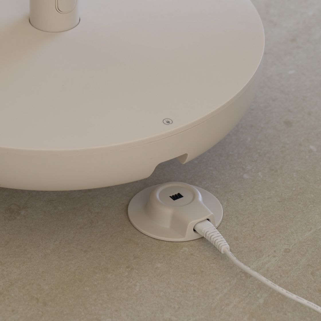 [리퍼] 24시간 무한 무선 선풍기 배터리 교체 써큘레이터형 선풍기 AMF-1570C([Refurbished] 24H Infinite Cordless Circulator Fan with Replaceable Battery AMF-1570C) - 7