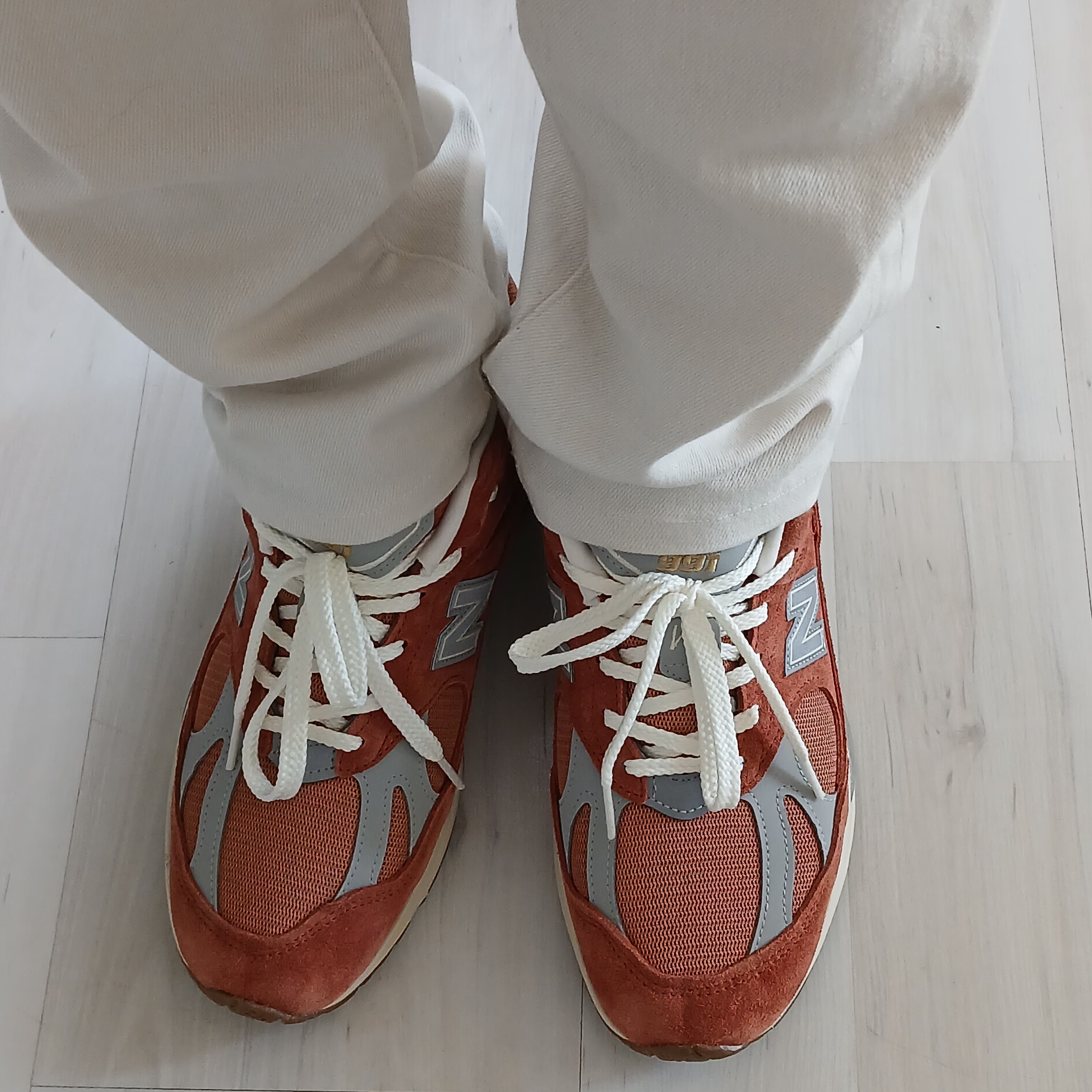 New Balance 991v2 Made in UK Potters Clay Raw Sienna 착용 스타일