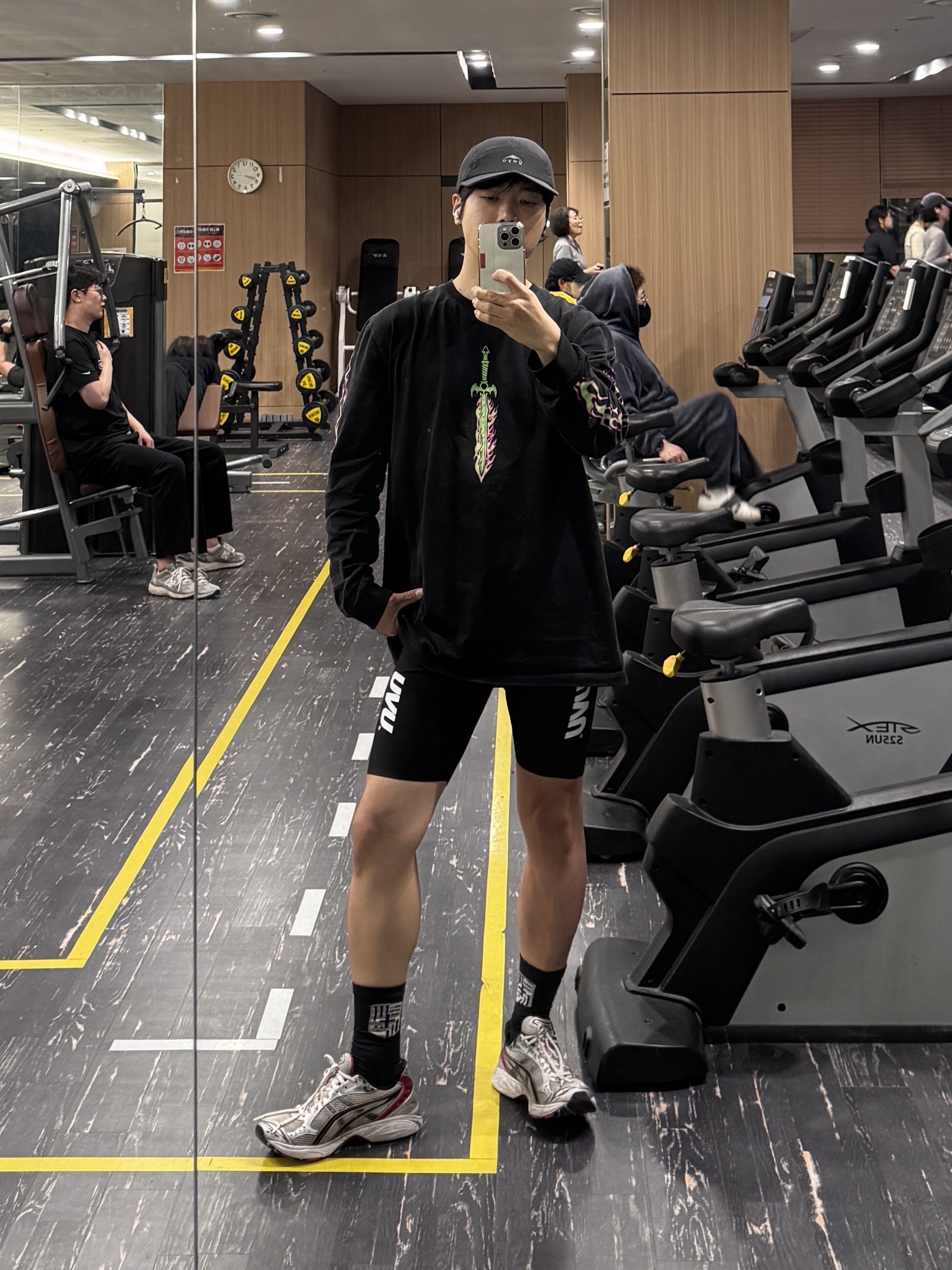 UVU Half Tight 2.0 Black 착용 스타일 - 2