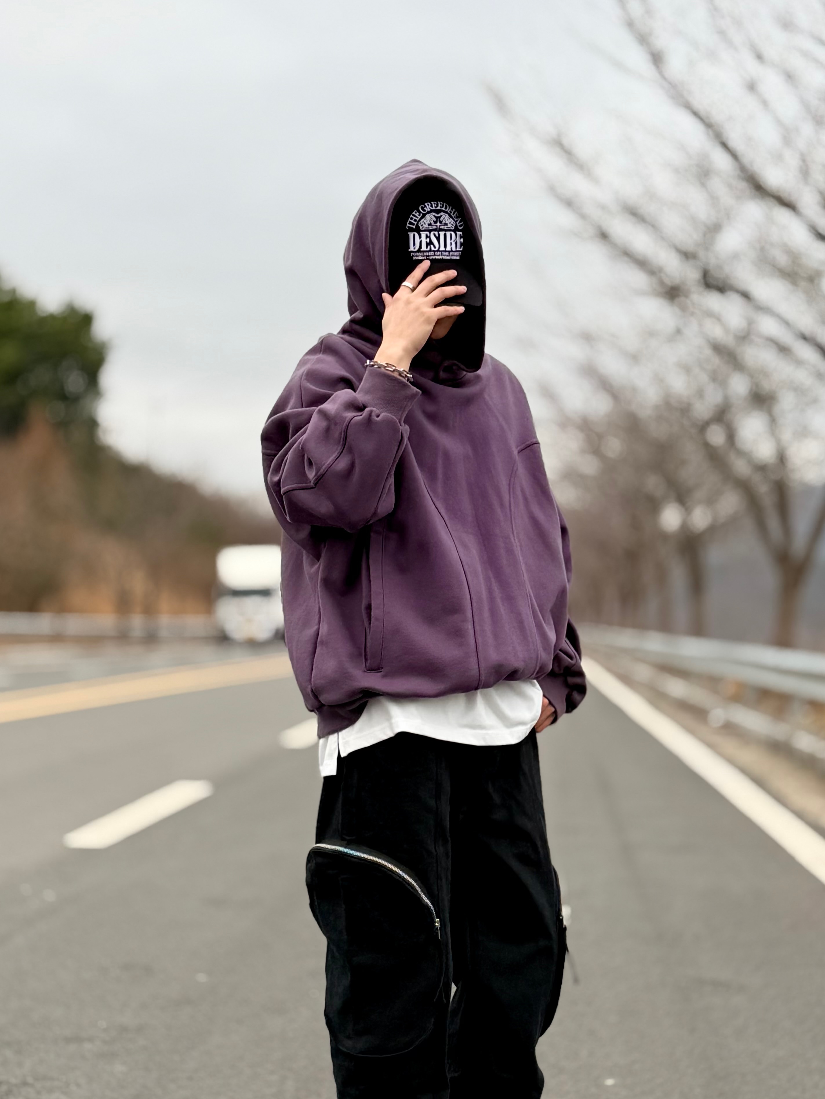 Jordan 1 Retro High OG Court Purple 2020, Louis Vuitton Monogram Chain Bracelet Silver 착용 스타일 - 5