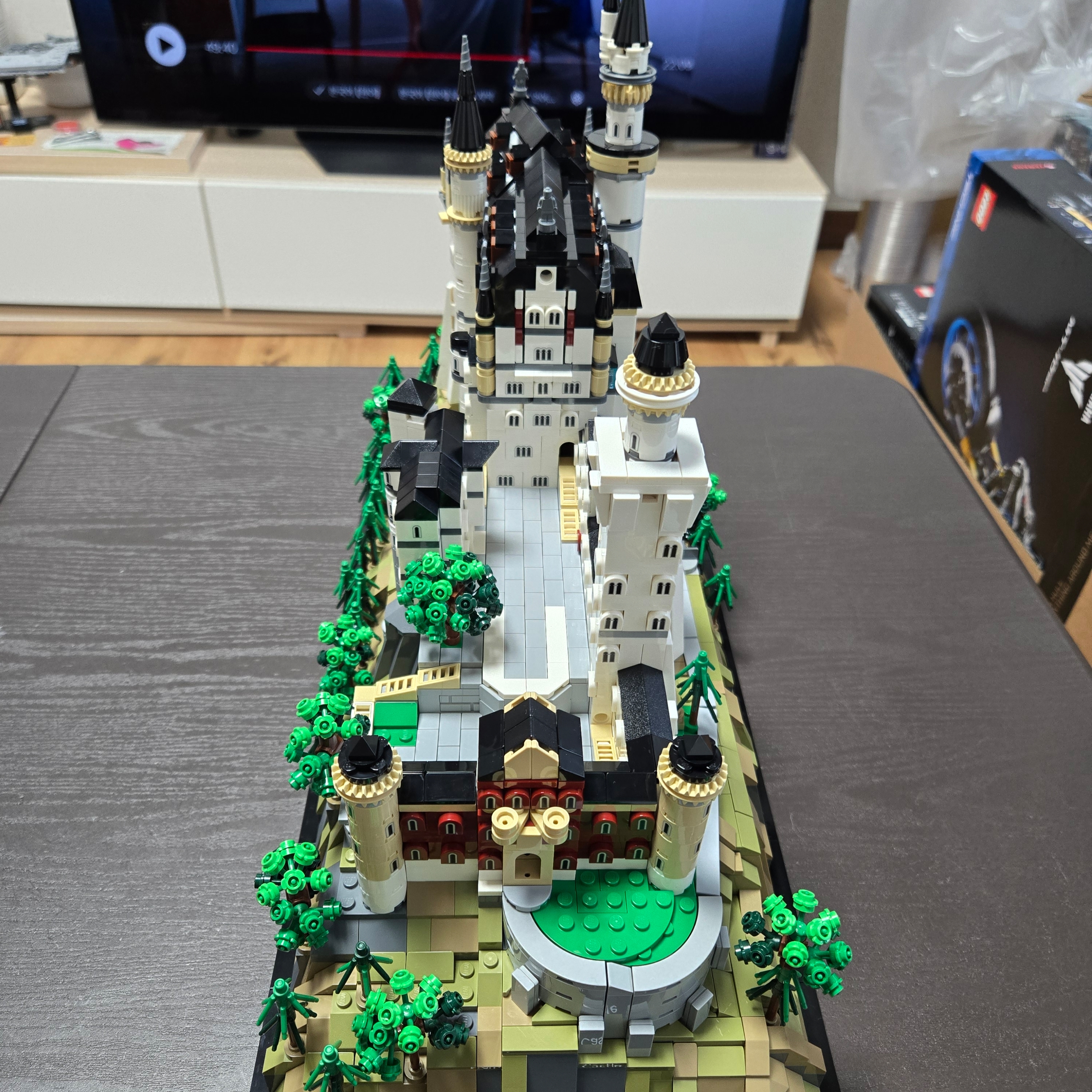 Lego Neuschwanstein Castle 착용 스타일 - 3