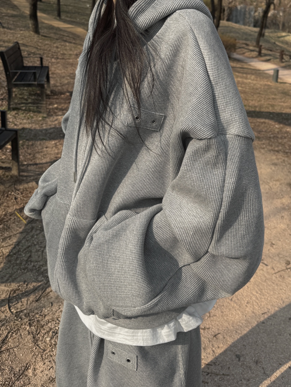 Adidas Campus 00s Core Black Cloud White, Stussy Chenille S Low Pro Cap Black 착용 스타일 - 4