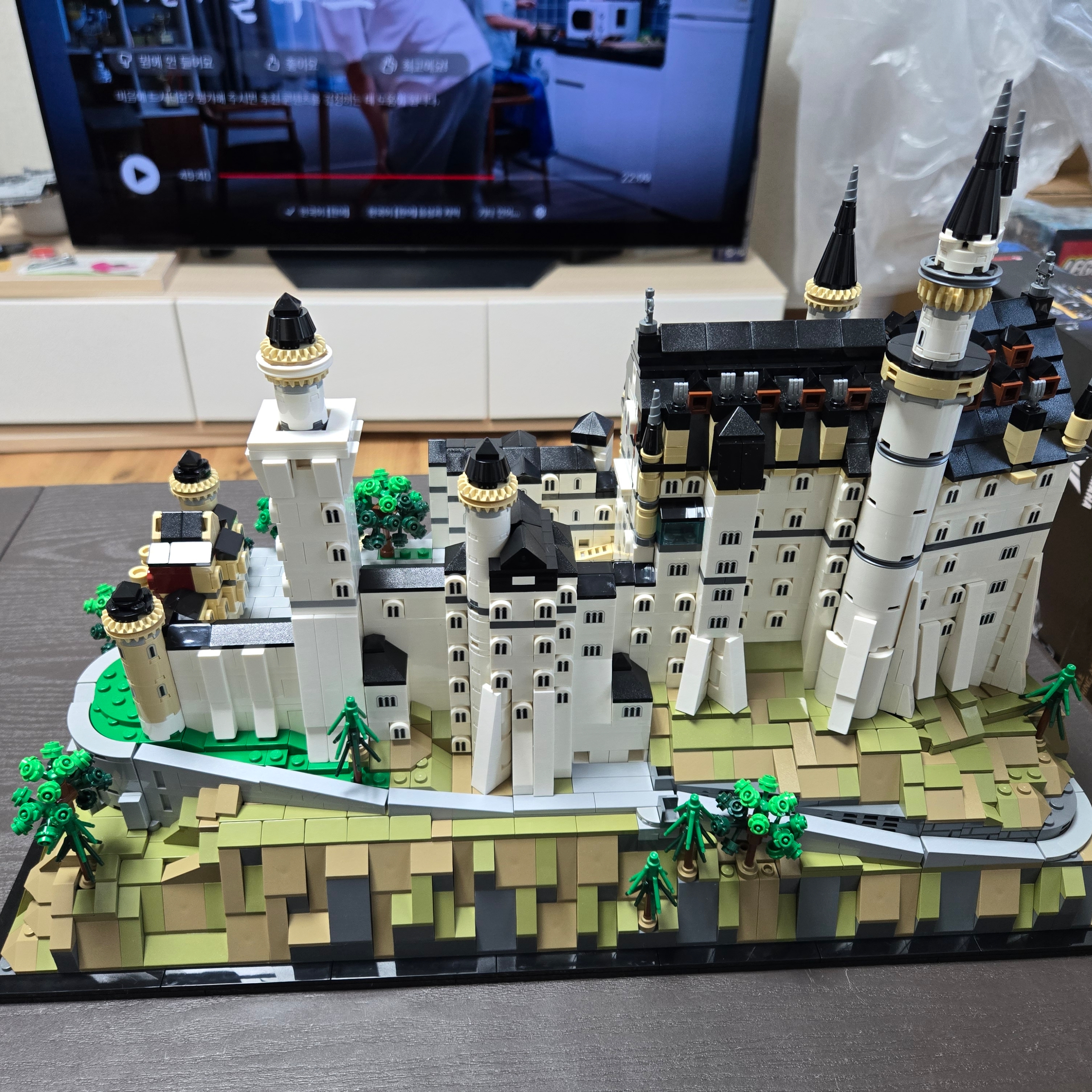 Lego Neuschwanstein Castle 착용 스타일 - 2