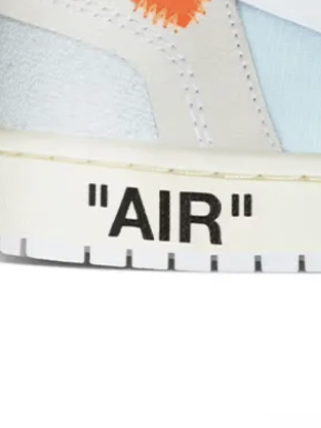Jordan 1 x Virgil Abloh Archive Retro High Alaska White, Jordan 1 x Off-White Retro High Chicago The Ten 착용 스타일 - 3