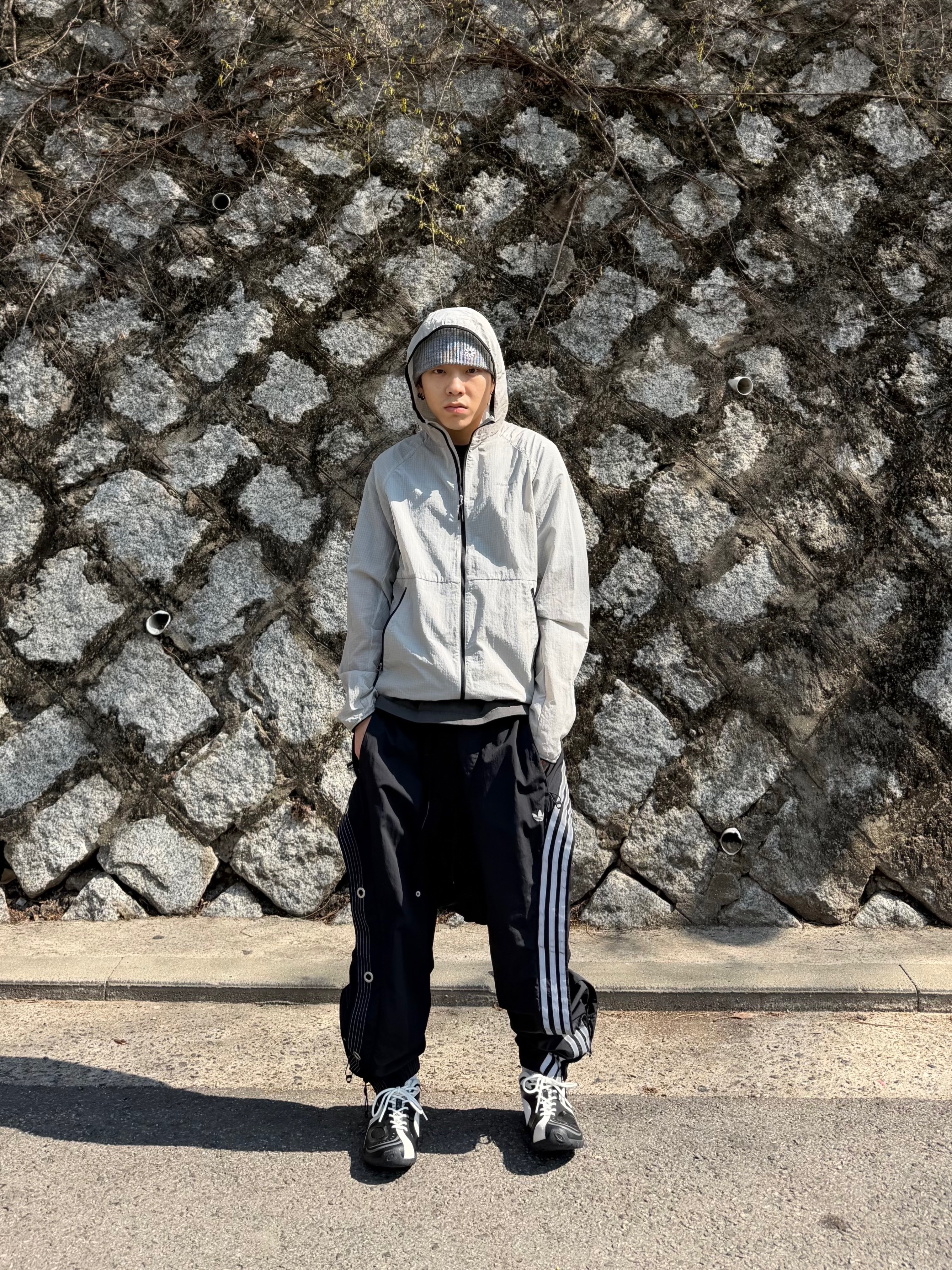 Nike Windrunner Running Jacket White - US/EU 착용 스타일 - 4