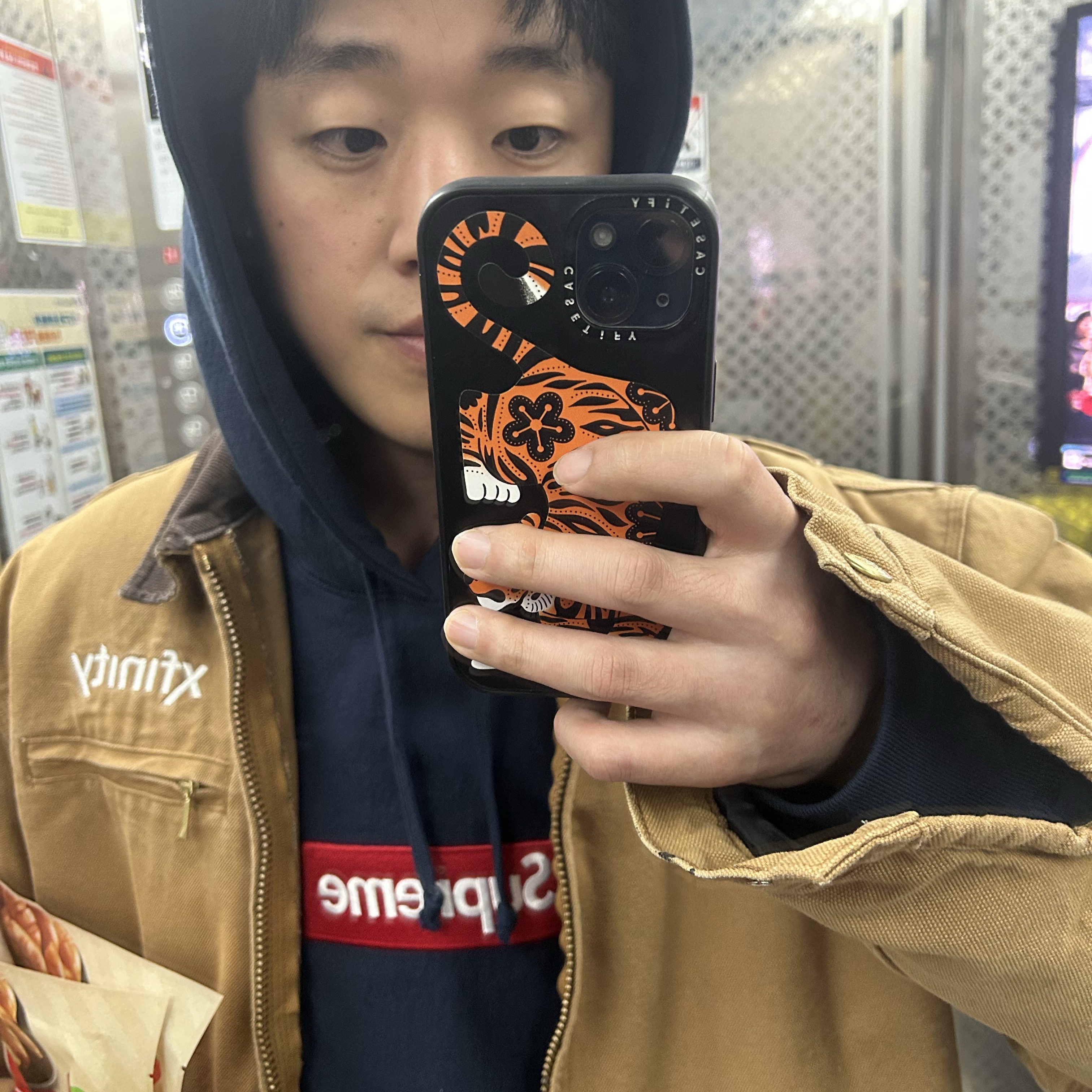 Supreme Box Logo Hooded Sweatshirt Navy - 24FW 착용 스타일 - 2
