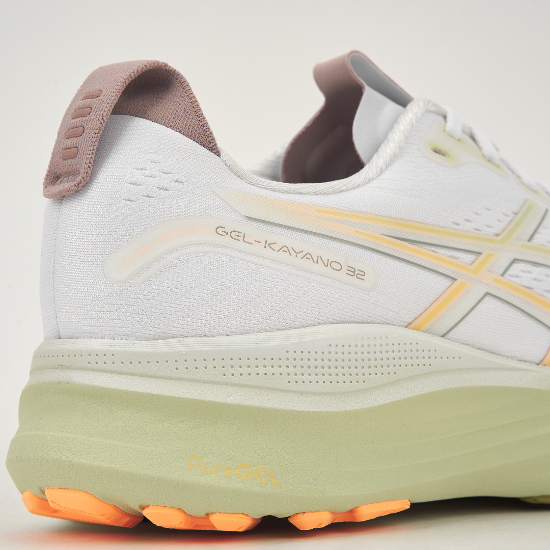 아식스 젤 카야노 32 화이트 오렌지 글로우 - 4E 엑스트라 와이드(Asics Gel-Kayano 32 White Orange Glow - 4E Extra Wide) - 8