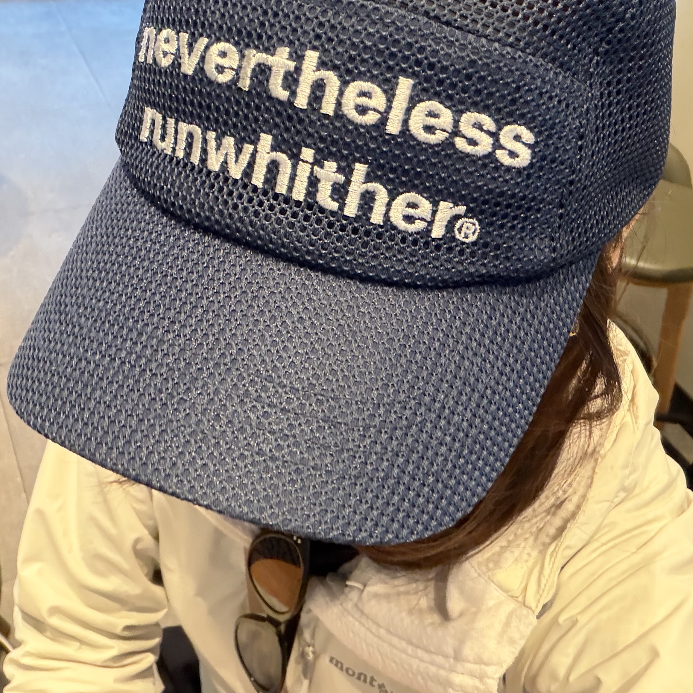 [KREAM 단독] runwhither Mesh Cap Navy 착용 스타일 - 3