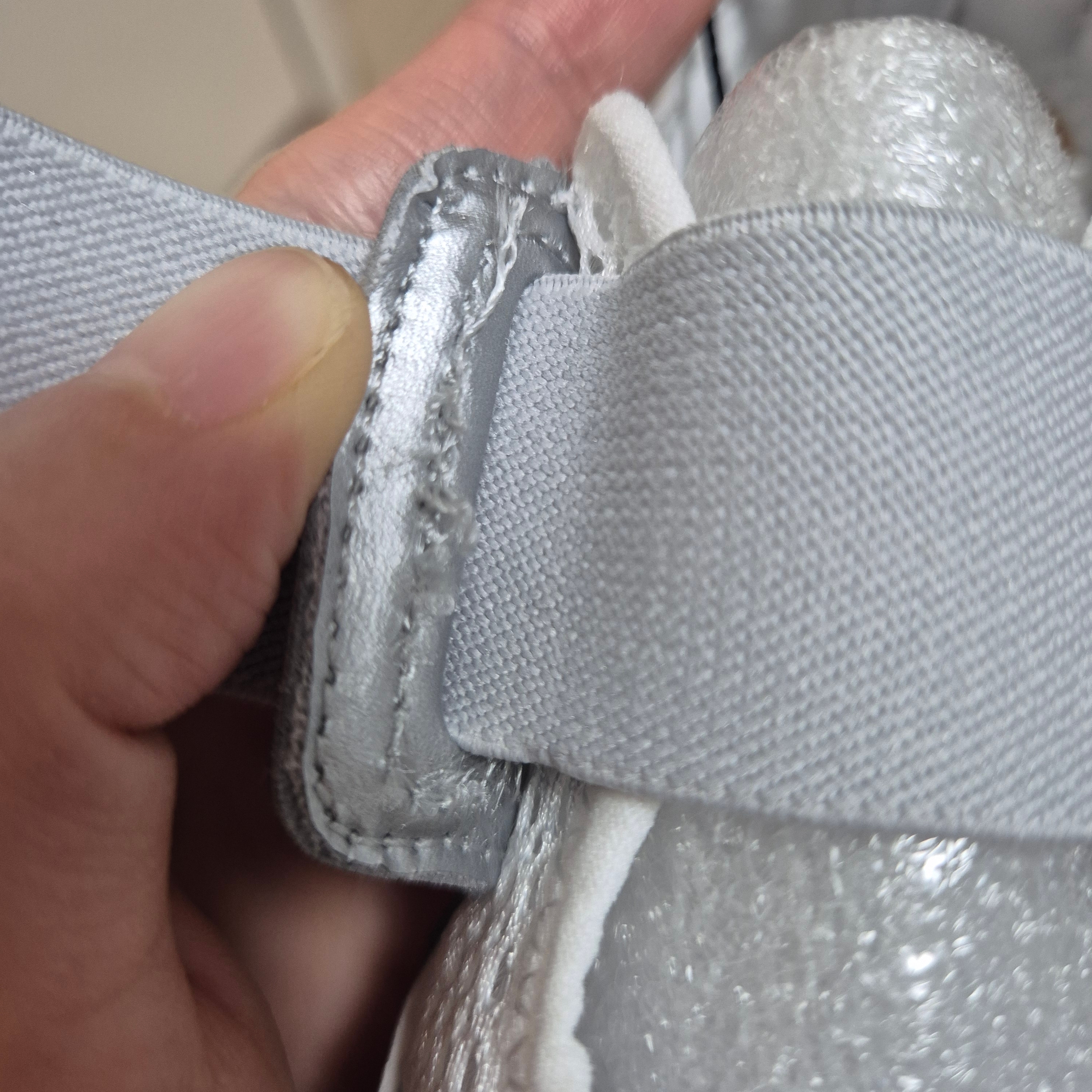 (Kids) New Balance Freedle 920 Sandal Silver 착용 스타일