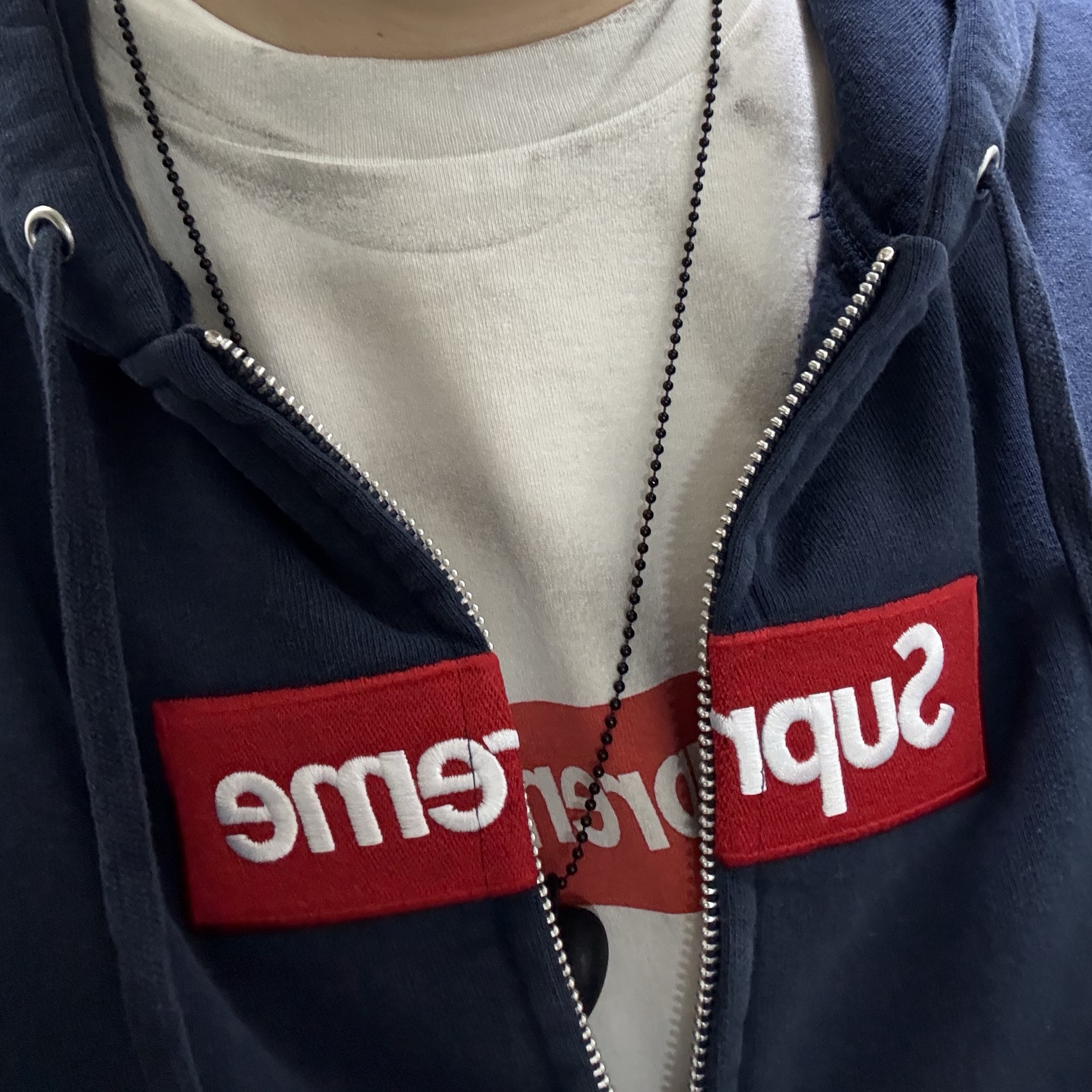 Supreme x MM6 Maison Margiela Box Logo Zip Up Hooded Sweatshirt Navy - 26SS 착용 스타일 - 1
