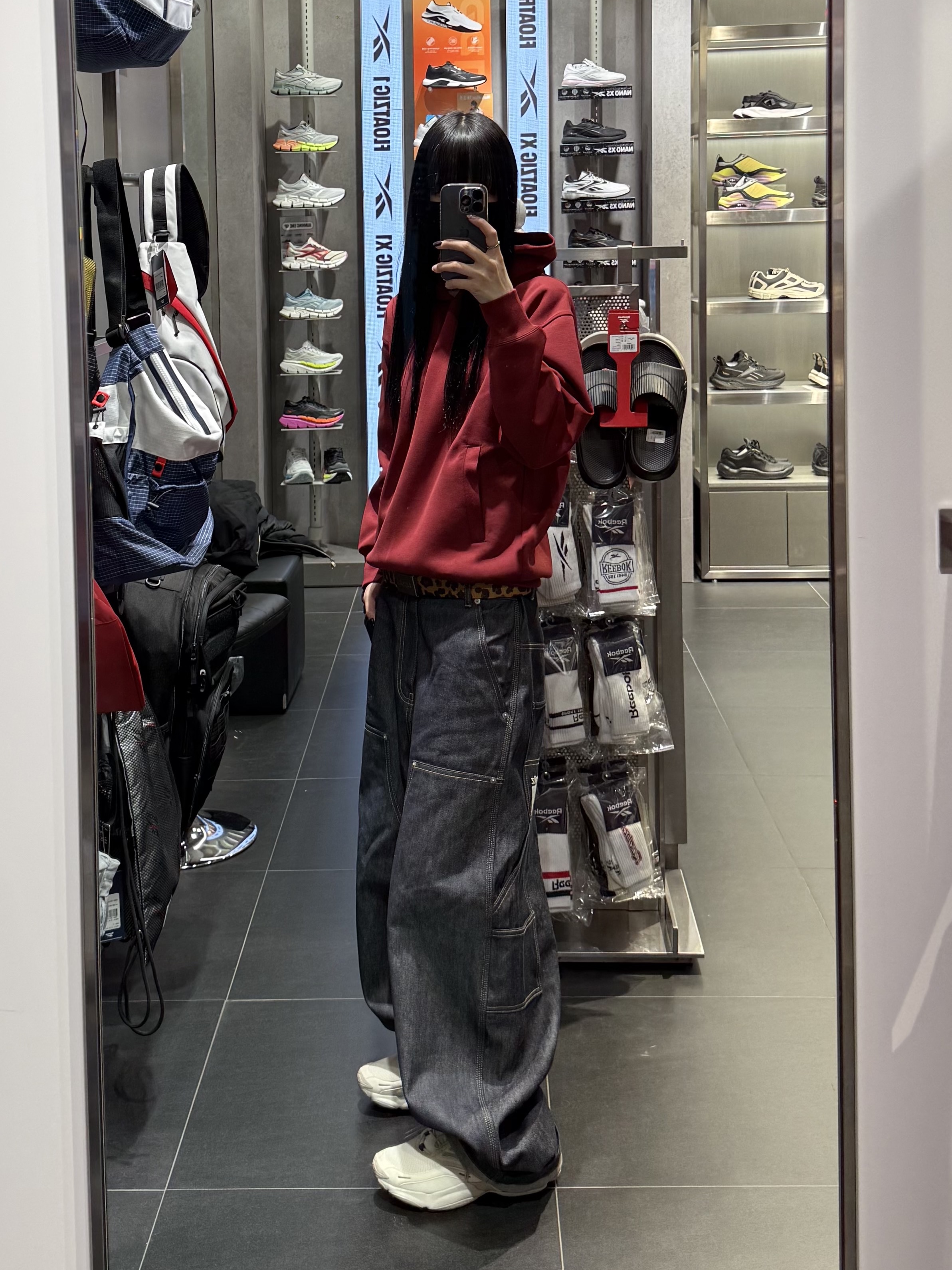 Uniqlo C Sweat Oversized Pullover Hoodie Gray - JP, Reebok DMX Series 3000 Chalk Alabaster 착용 스타일