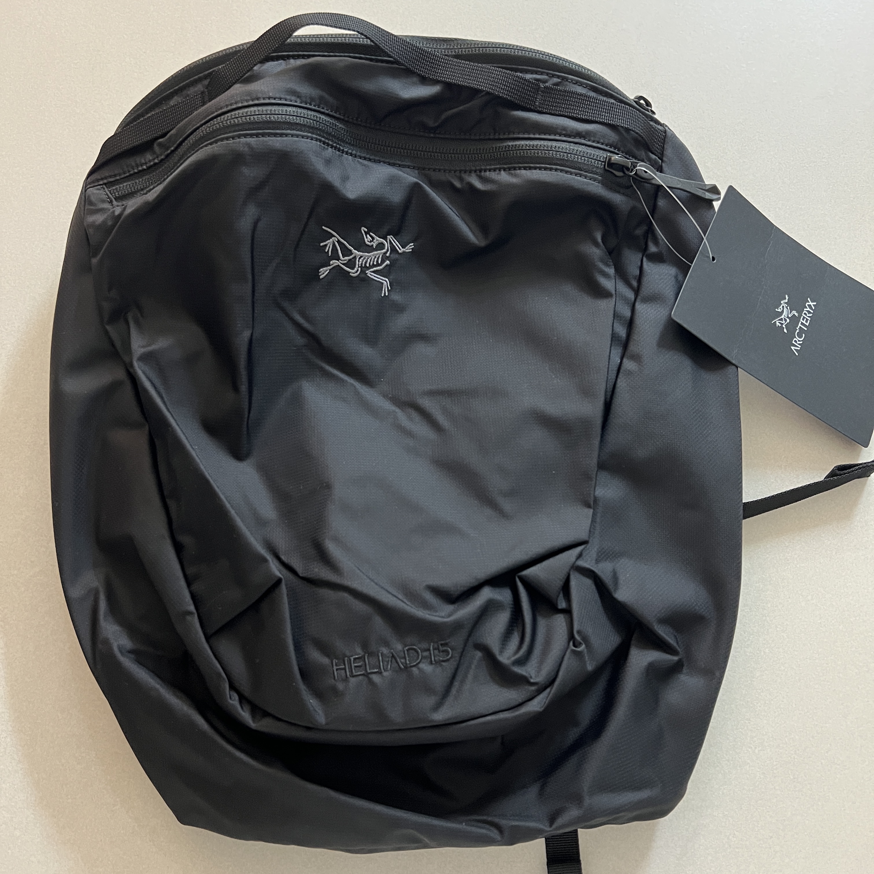 Arc'teryx Heliad 15 Backpack Black 착용 스타일