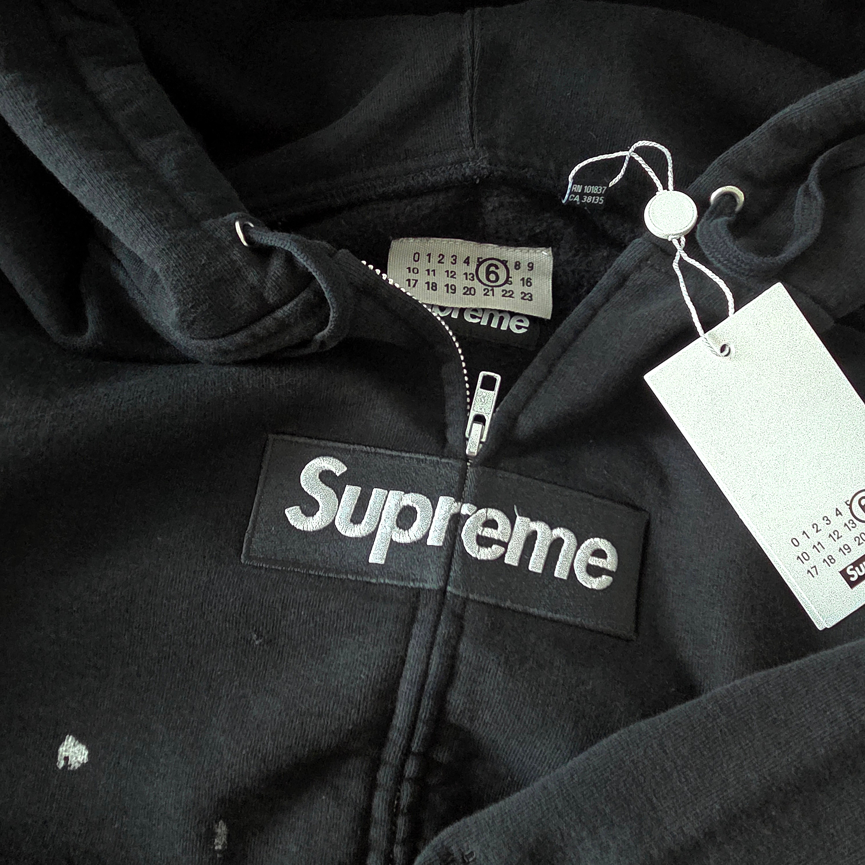 Supreme x MM6 Maison Margiela Box Logo Zip Up Hooded Sweatshirt Black - 26SS 착용 스타일