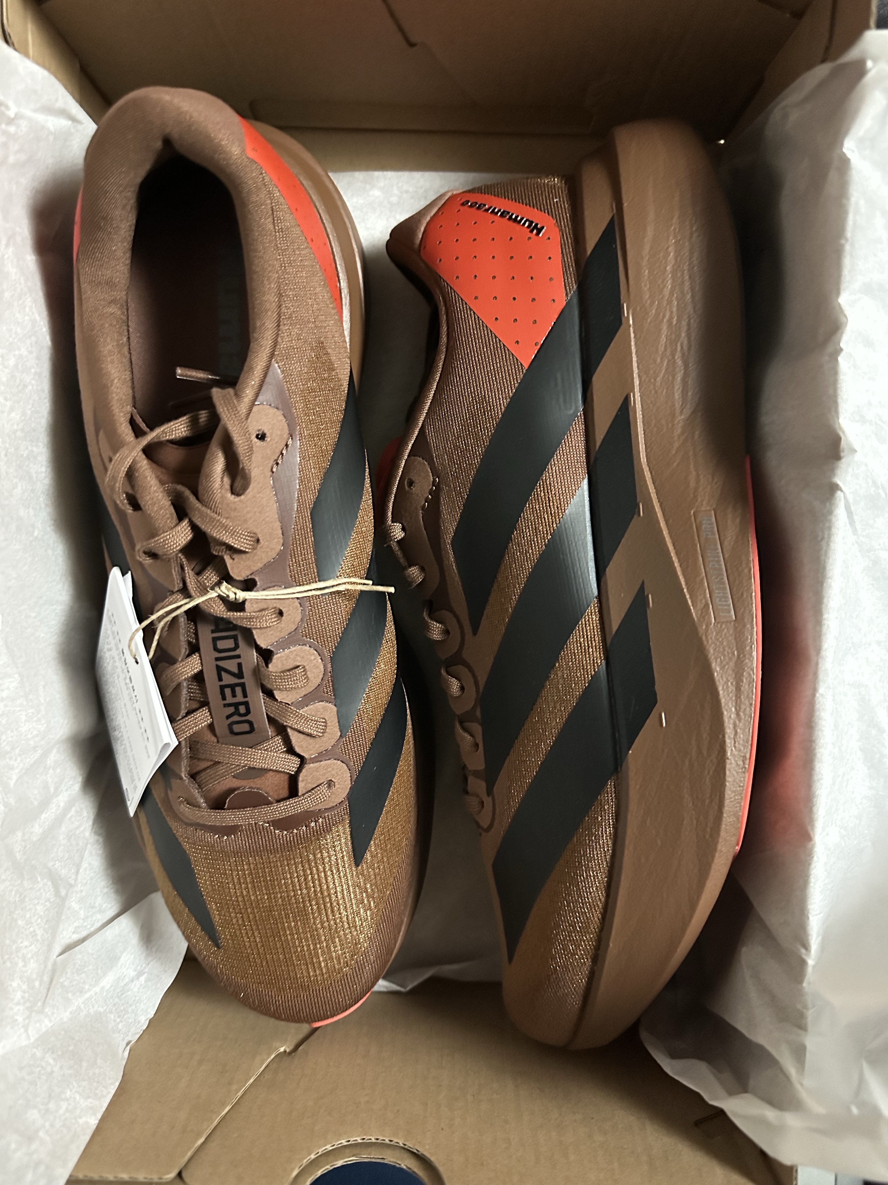 Adidas x Pharrell Williams Adizero EVO SL Preloved Brown 착용 스타일