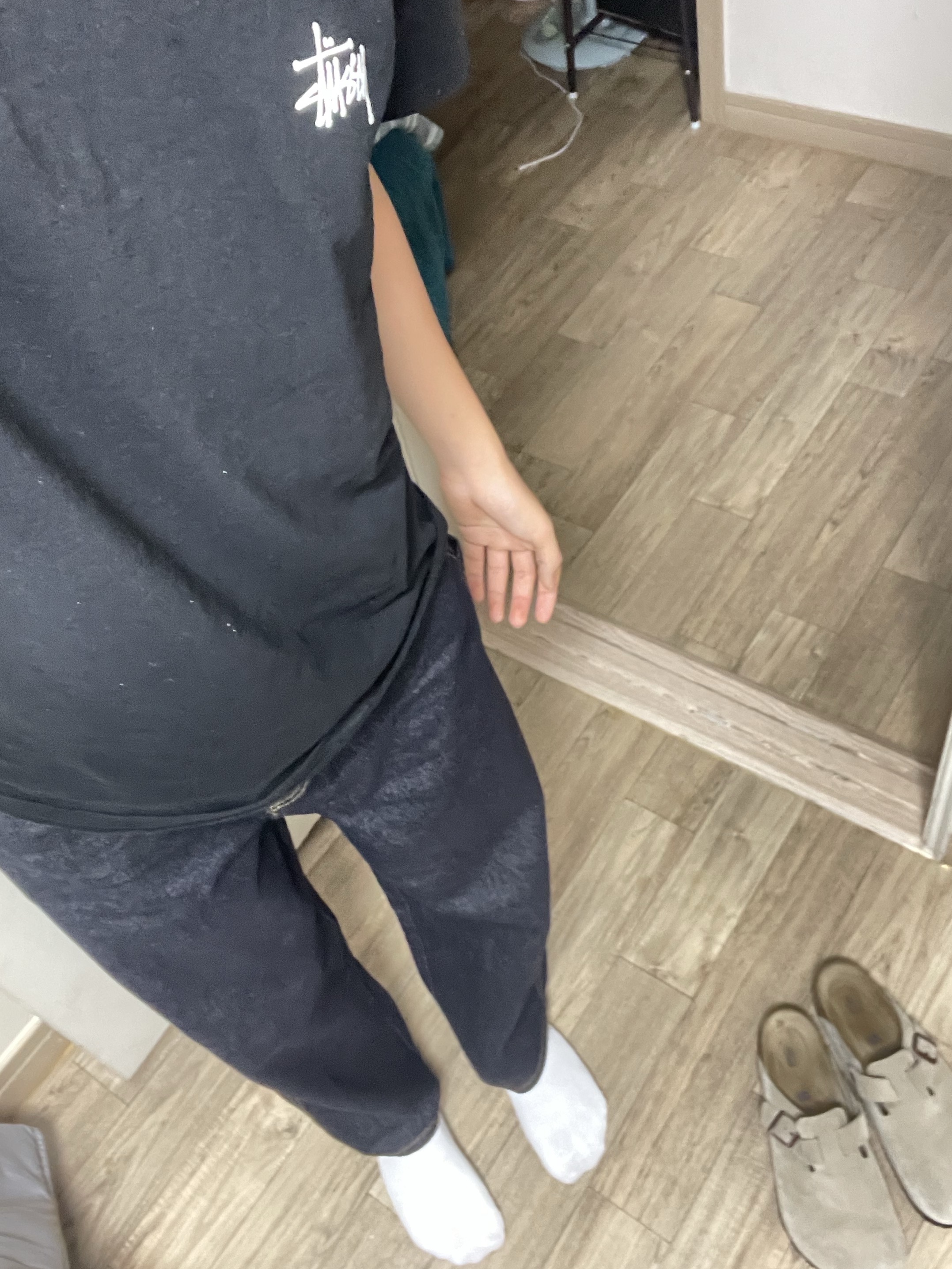 Suade Baggy Denim Raw Indigo 착용 스타일