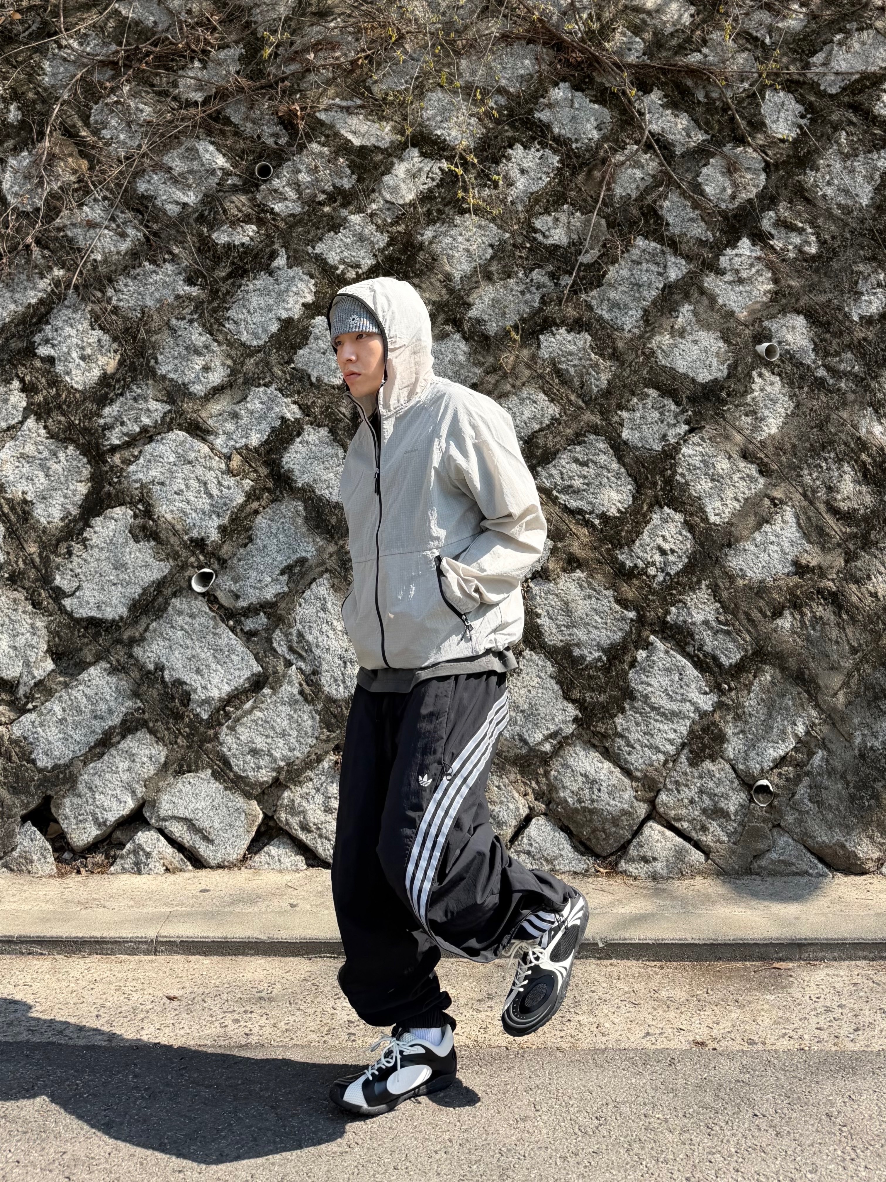 Nike Windrunner Running Jacket White - US/EU 착용 스타일 - 2