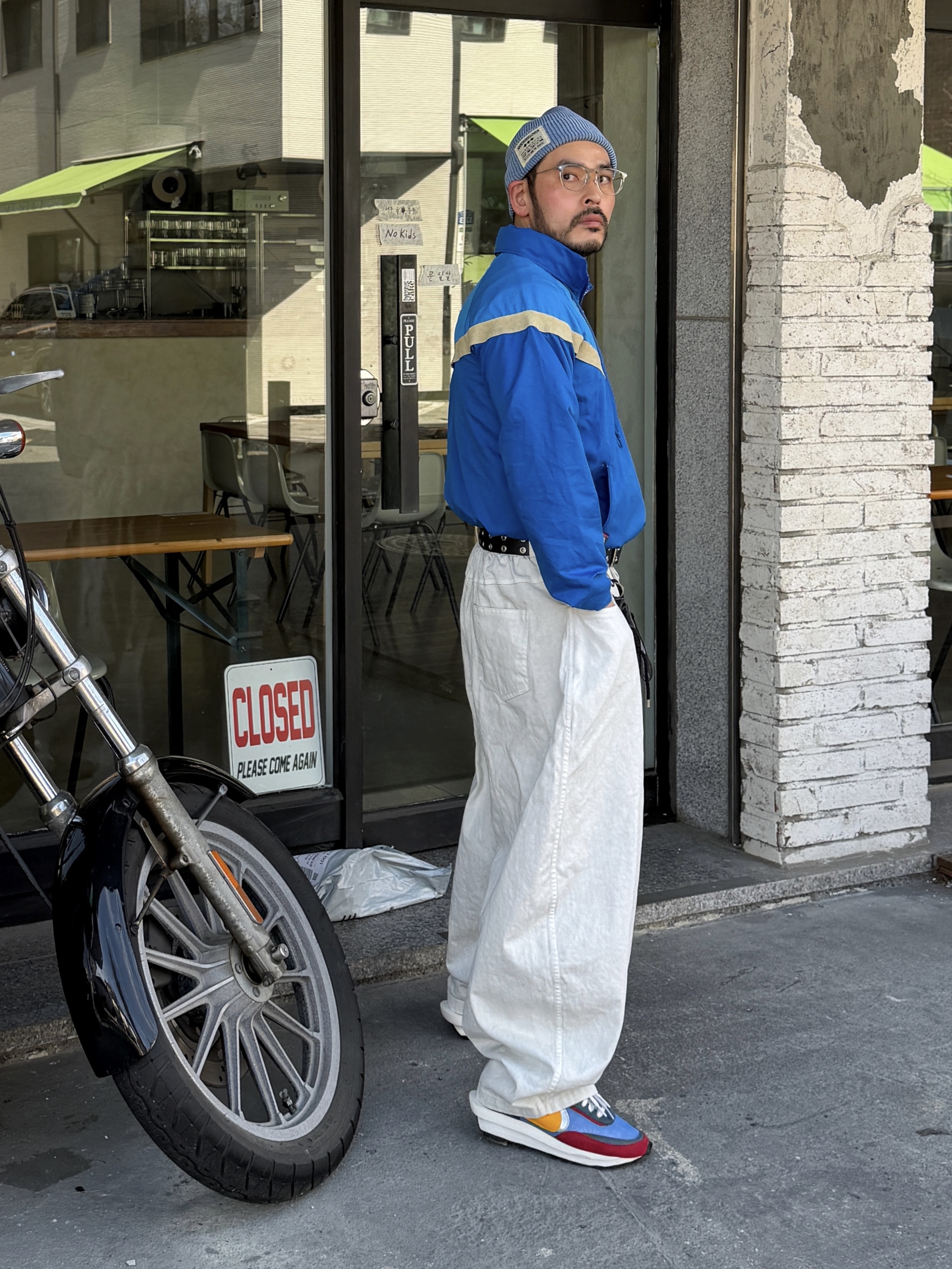 Nike x Sacai LDWaffle Blue Multi, ETCE Cross Leather Keyring Black 착용 스타일 - 5