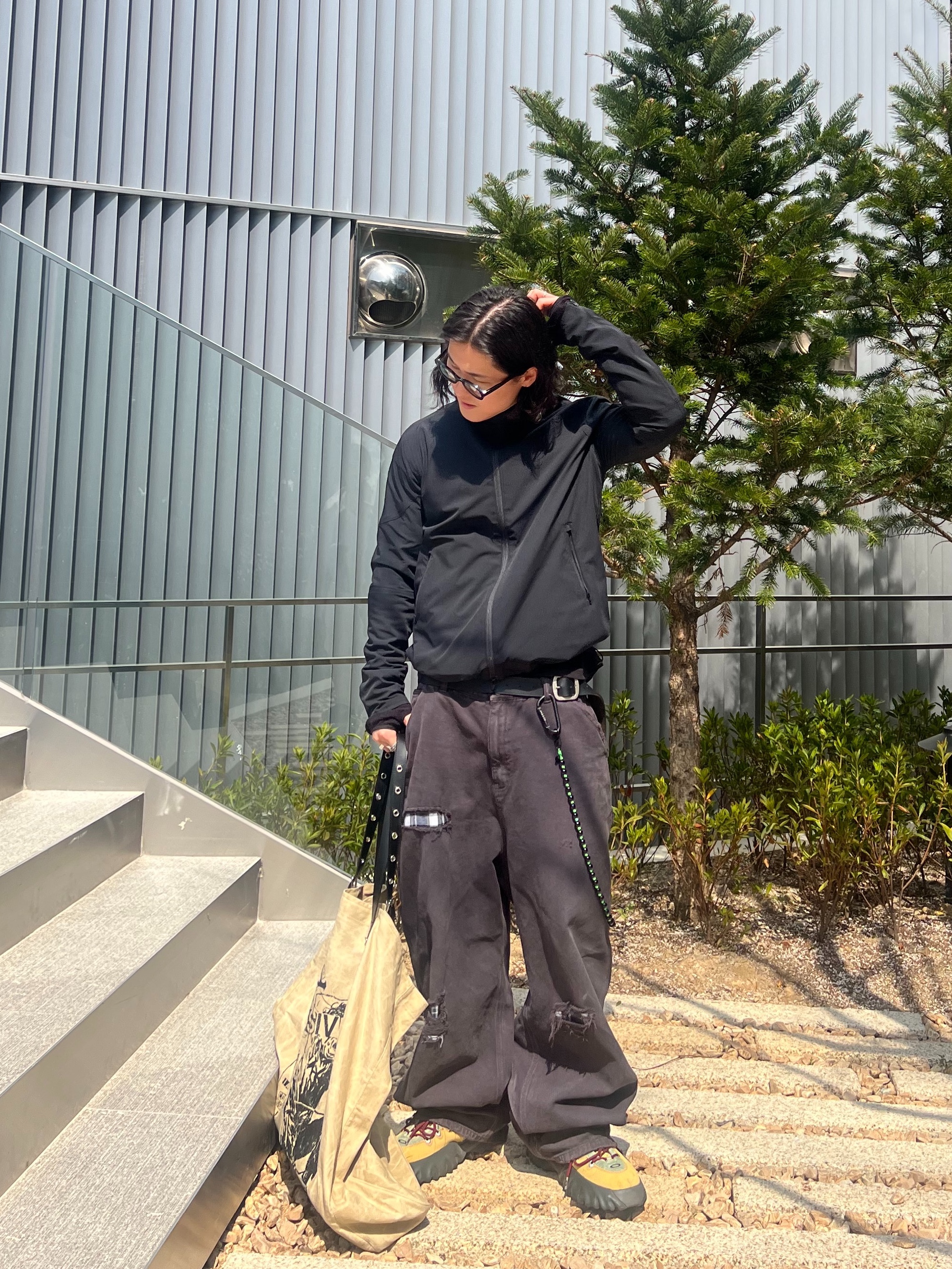 Undermycar Air Nylon Hybrid Jacket Black, Undermycar MU.128 Original Logo Cracked Leather Belt Silver / Black 착용 스타일 - 4