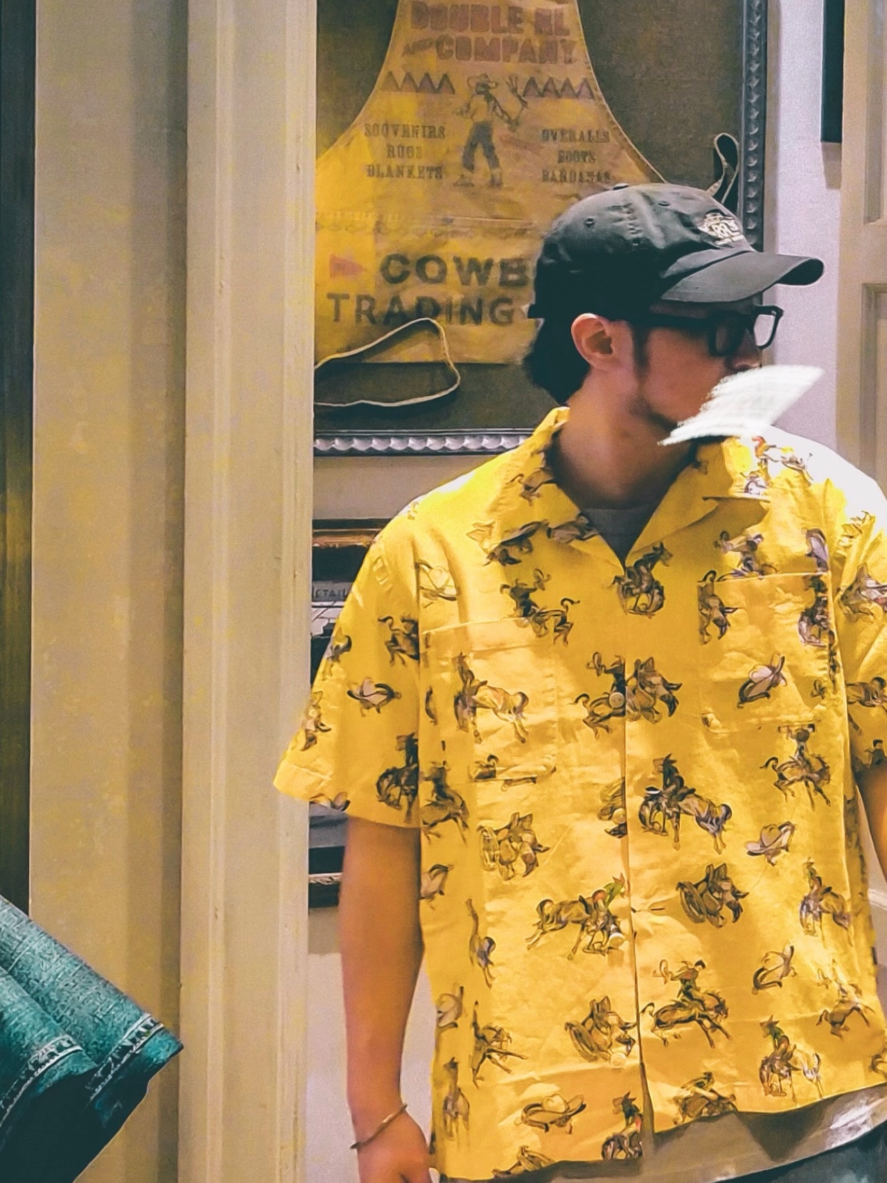 Double RL Ranch Logo Twill Ball Cap Black 착용 스타일