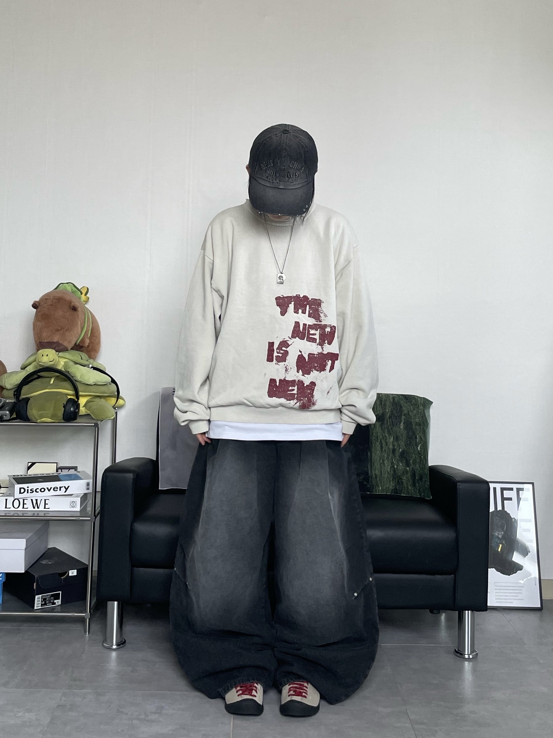 (W) Keen Jasper Suede Sneakers Silver Mink, Hello Sunrise Fish Oval Logo Relaxed Fit 6P Cap Black 착용 스타일 - 4