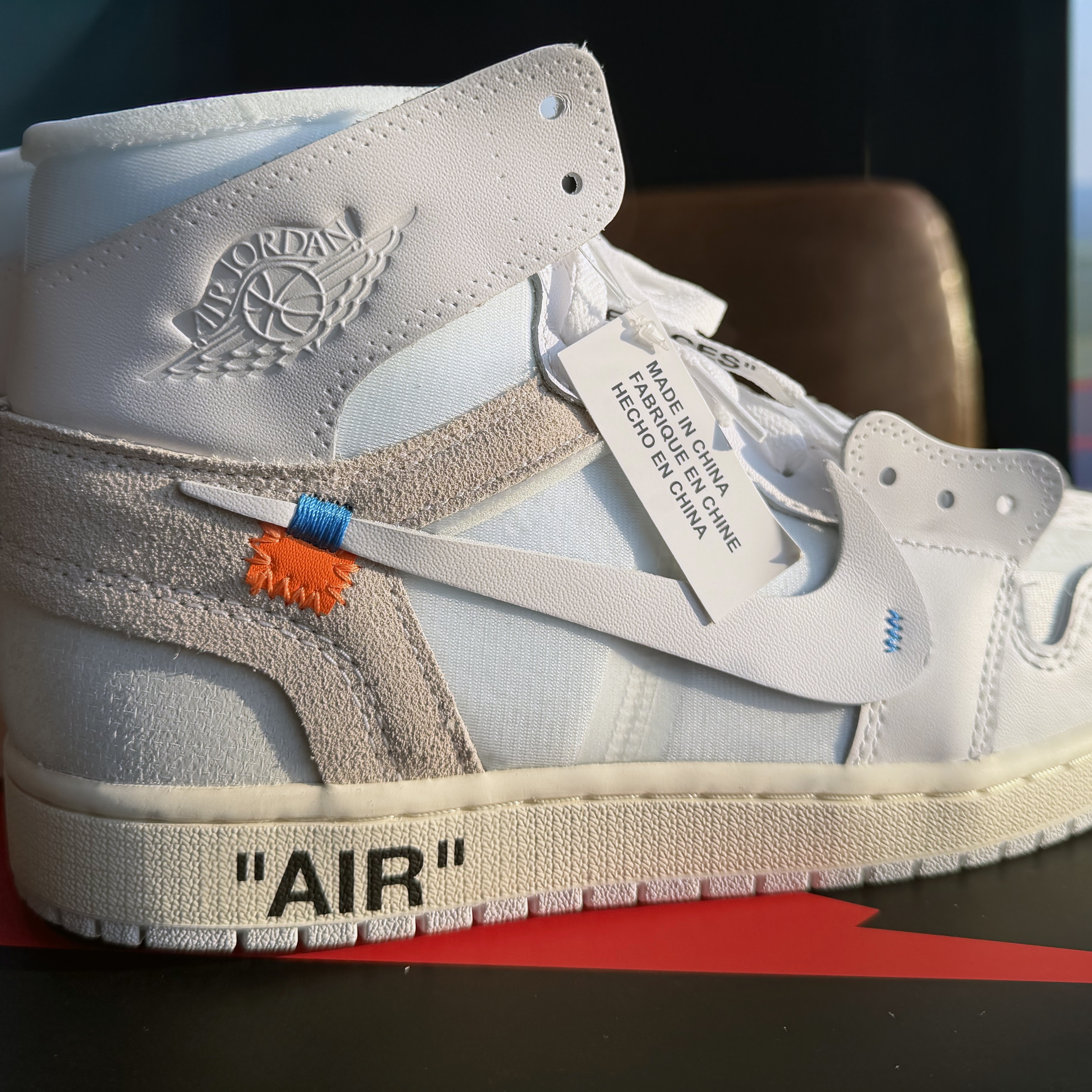 Jordan 1 x Virgil Abloh Archive Retro High Alaska White 착용 스타일 - 3