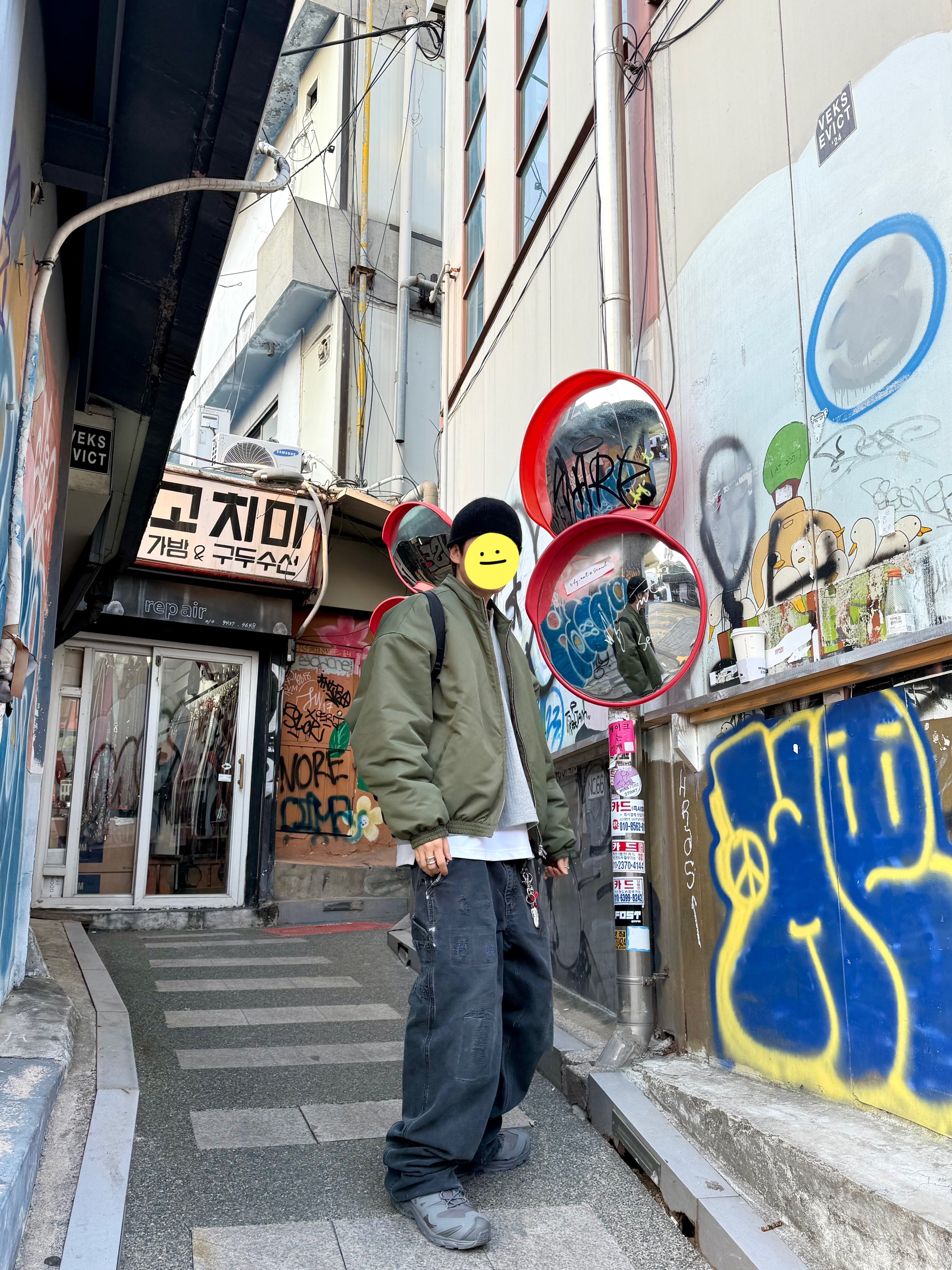 Nonnod Luster Bomber japanese Satin Khaki, Salomon x Rier XA Jungle Castlerock 착용 스타일 - 2