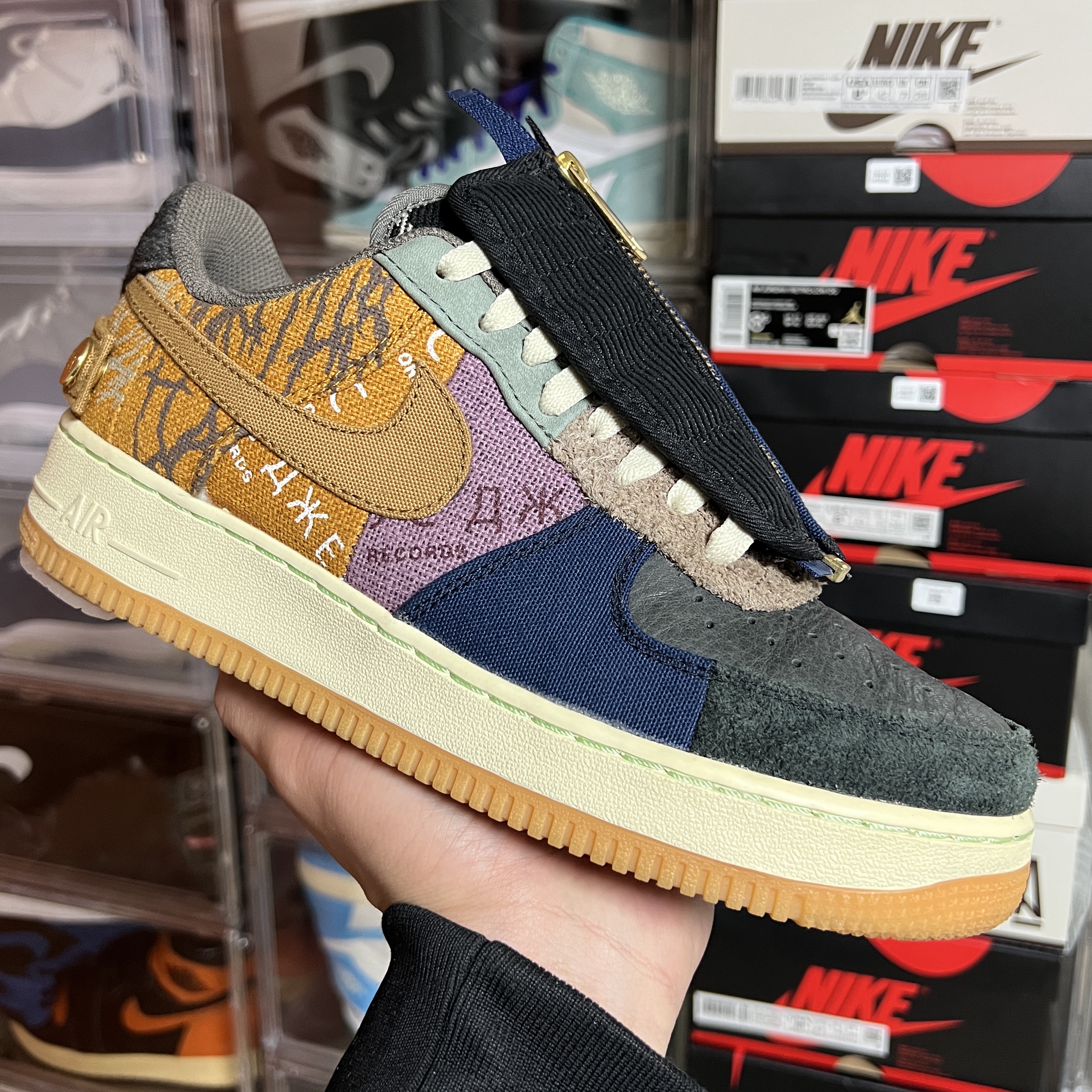 Nike x Travis Scott Air Force 1 Low Cactus Jack 착용 스타일 - 4