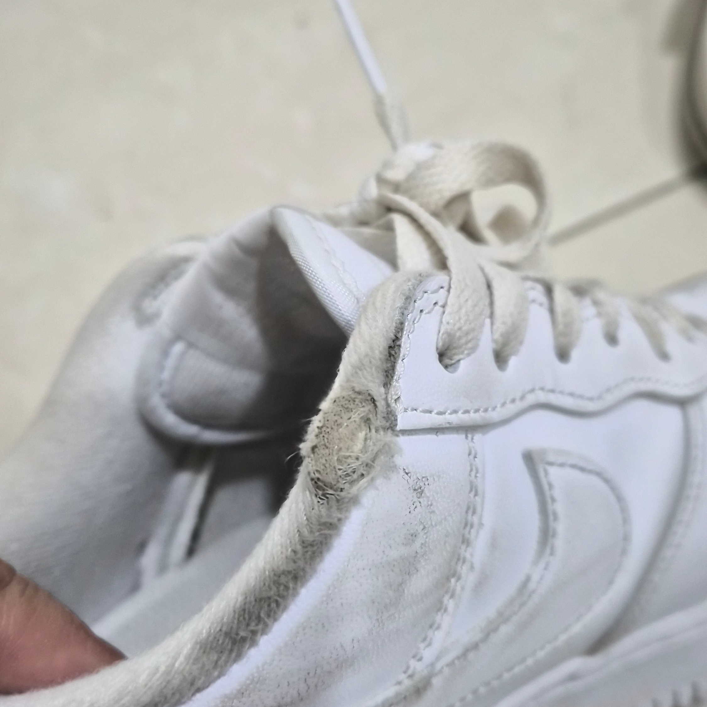 Nike x Supreme Air Force 1 Low White 착용 스타일