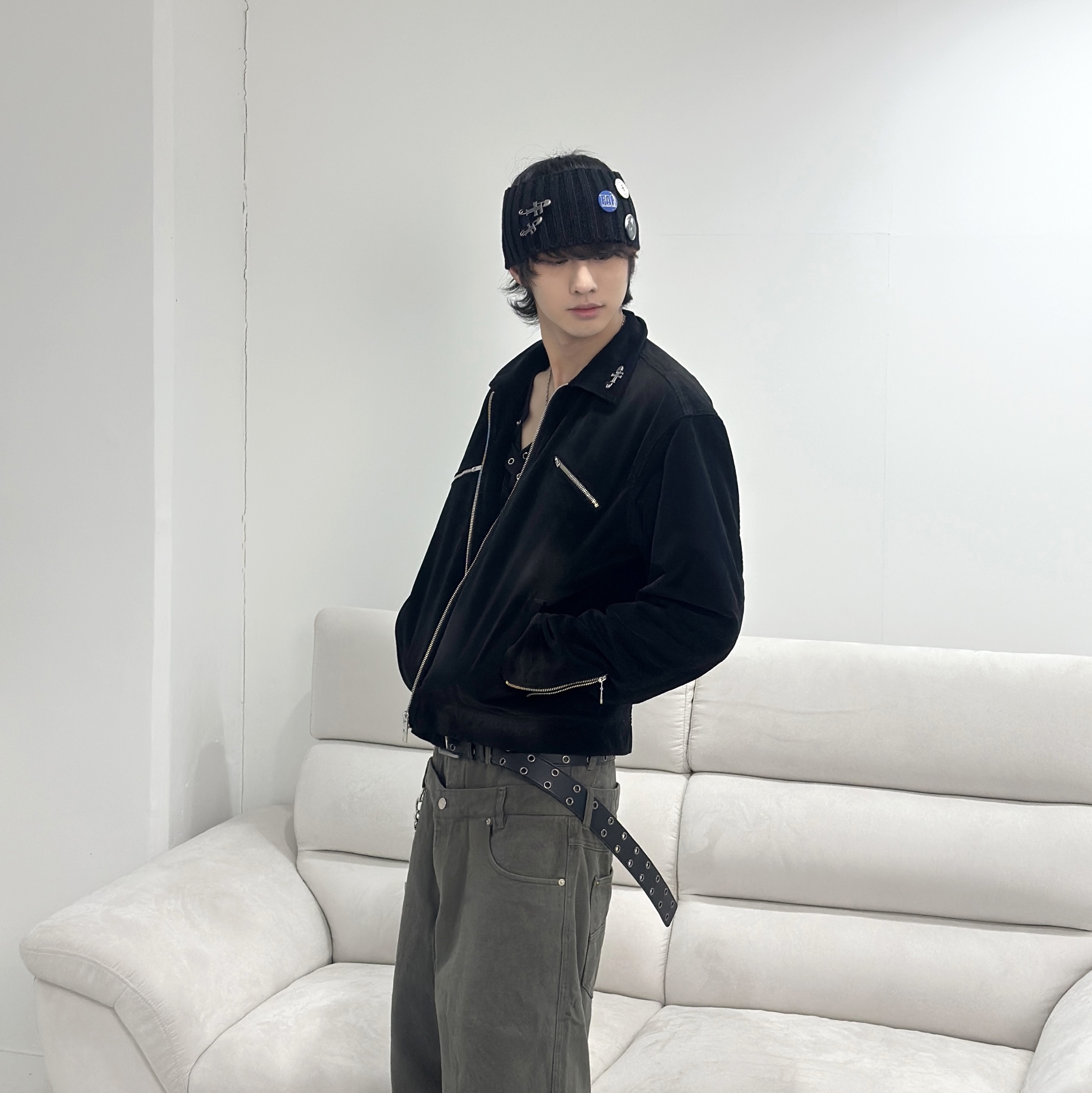 Farfromwhat Far Corduroy Zip-Up Jacket_Black, Force Sensitive FST Eyelet Studded Long Belt 착용 스타일 - 3