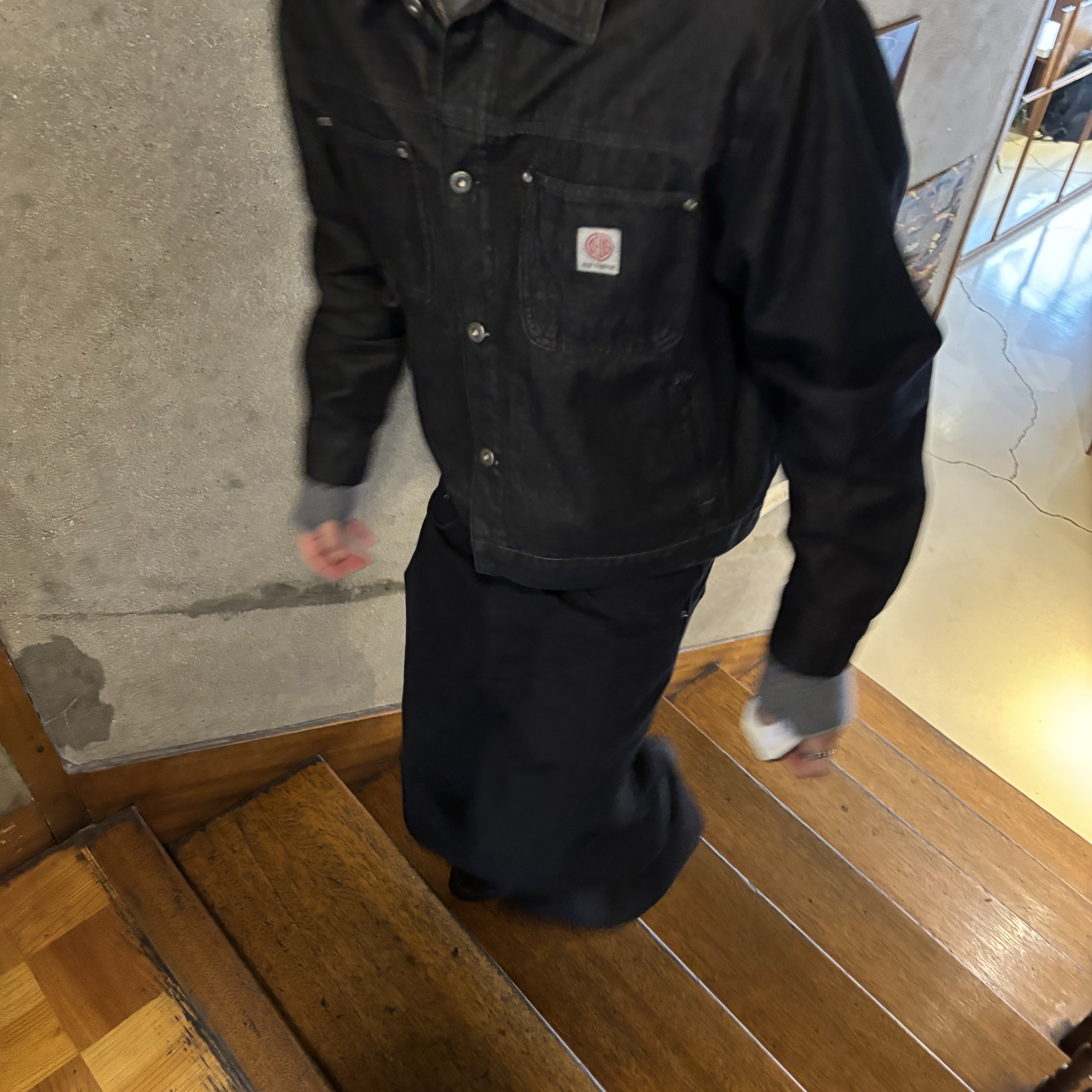 Deus Ex Machina College Address Trucker Jacket Black Indigo 착용 스타일 - 1