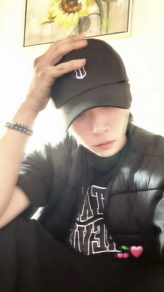 KREAM 프로필 이미지